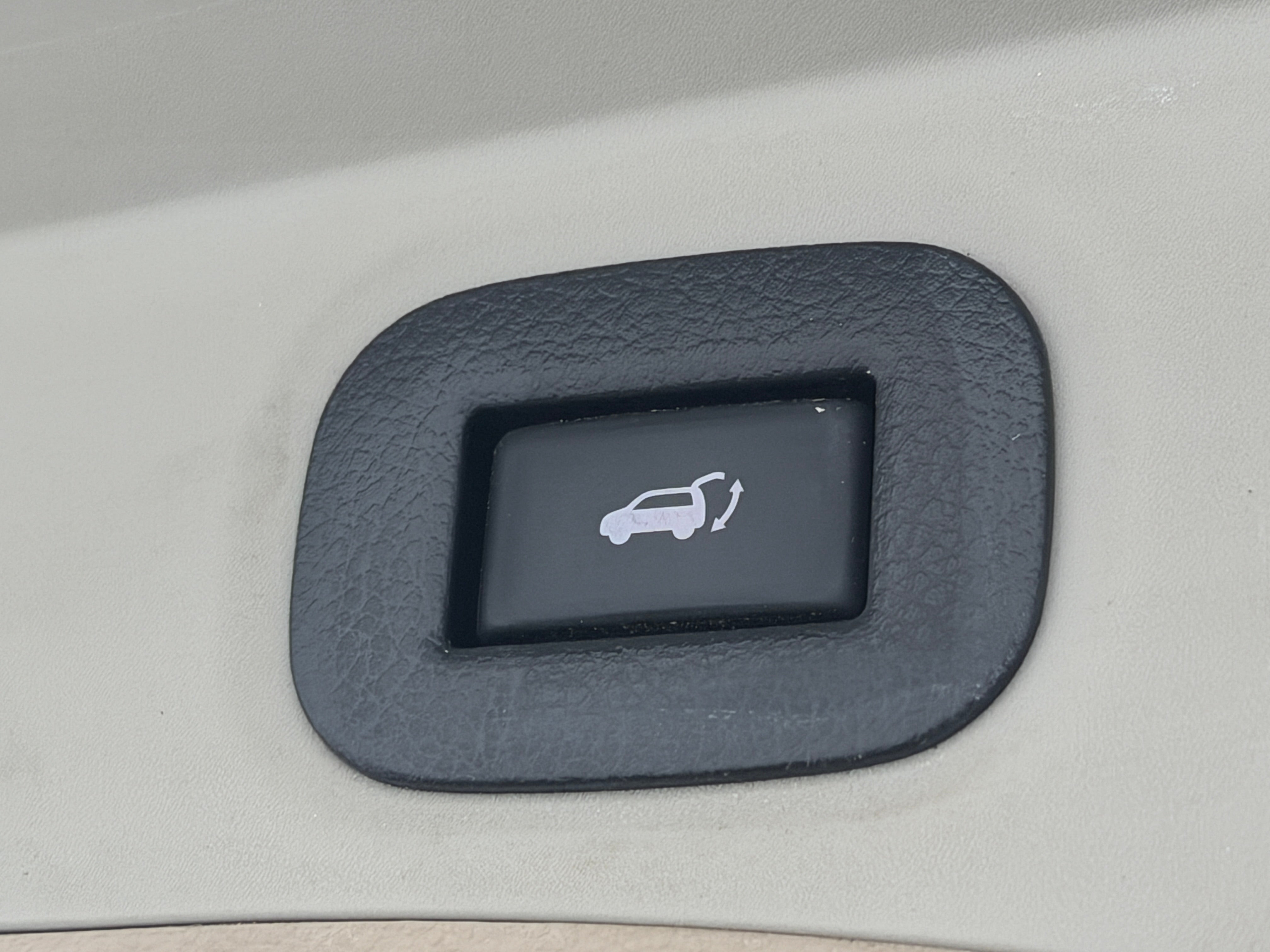 2018 Nissan Rogue SV - Photo 10