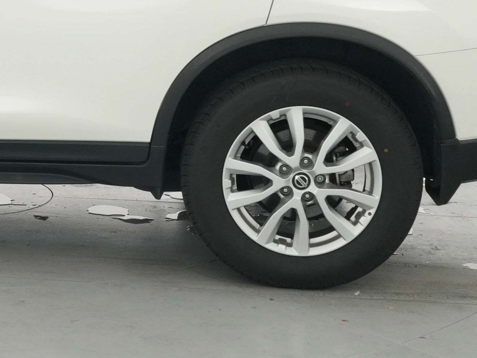 2018 Nissan Rogue SV - Photo 12