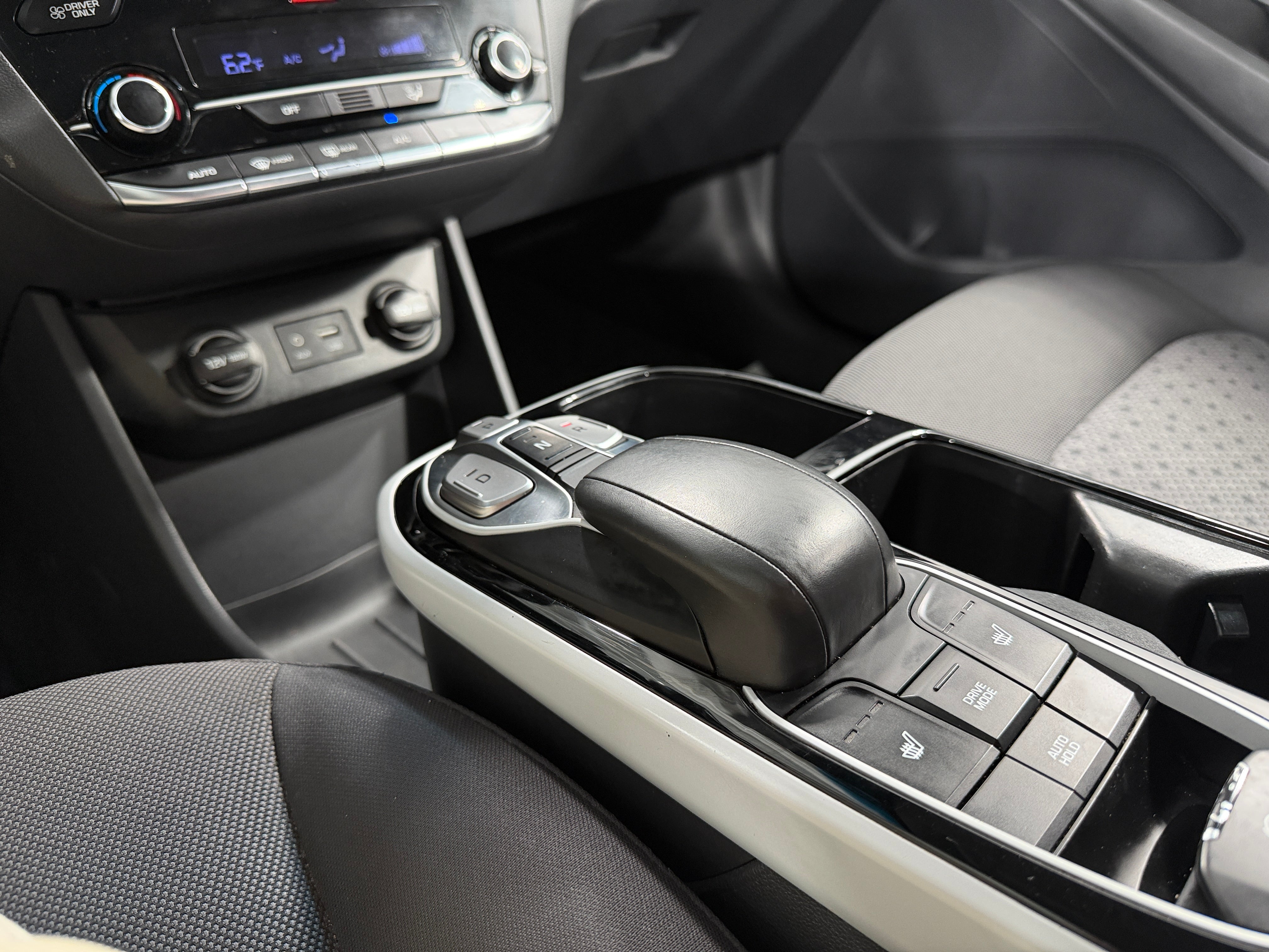 2019 Hyundai Ioniq Base