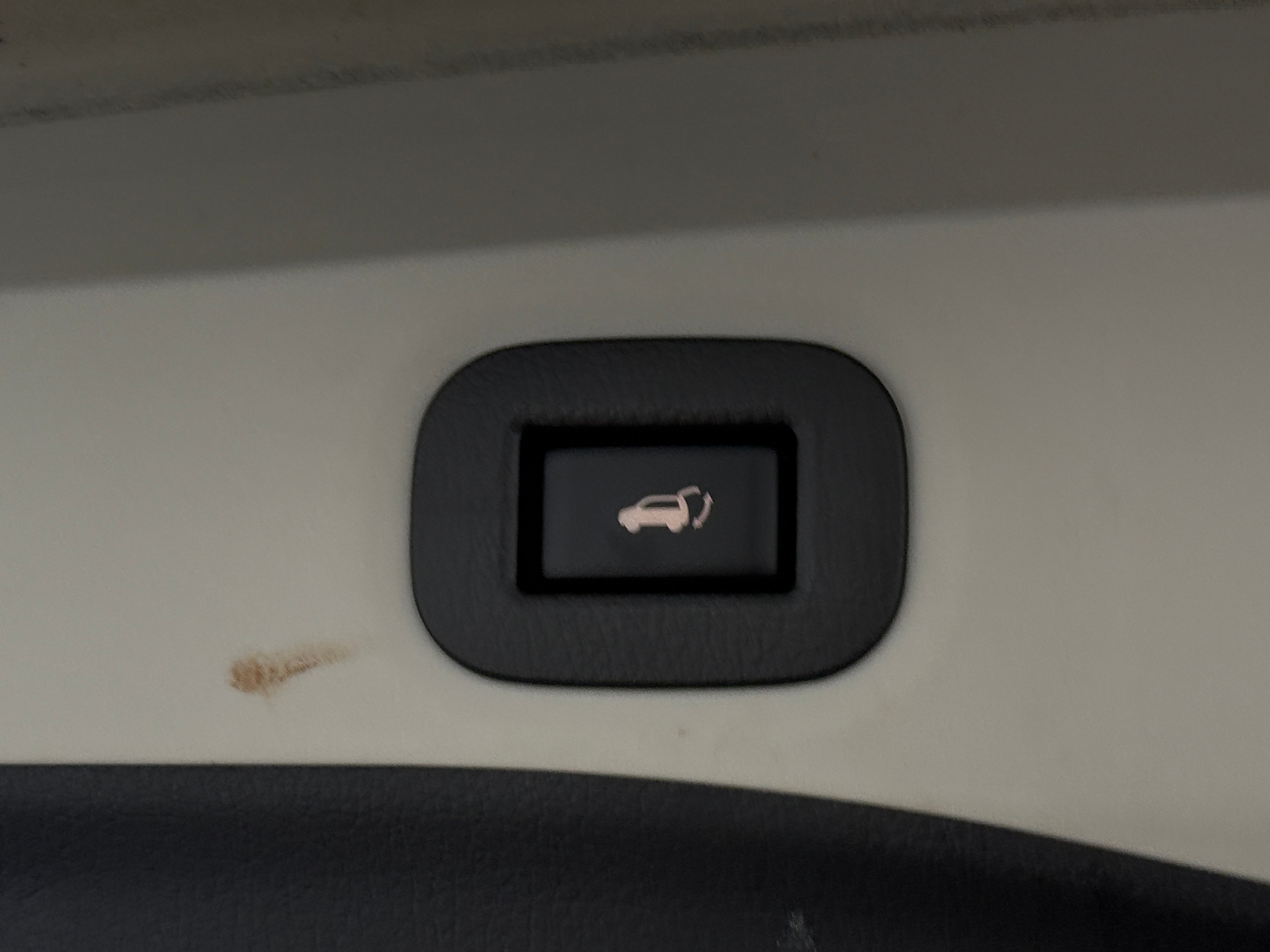 Used 2014 Nissan Rogue SL with VIN 5N1AT2MV3EC806817 for sale in Pewaukee, WI