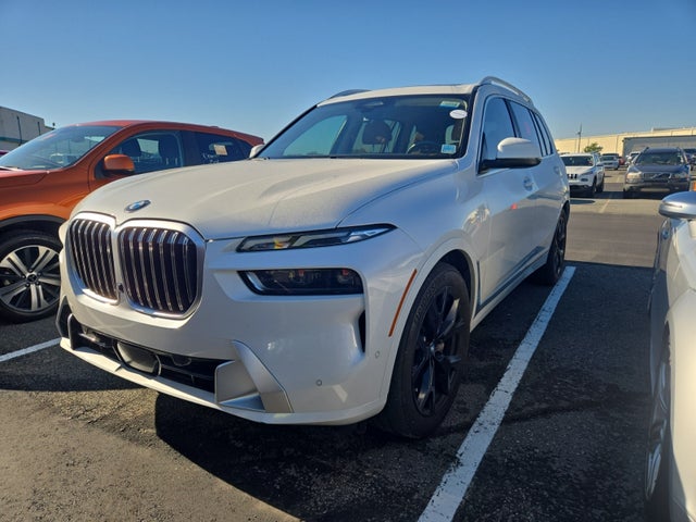 2023 BMW X7 xDrive40i