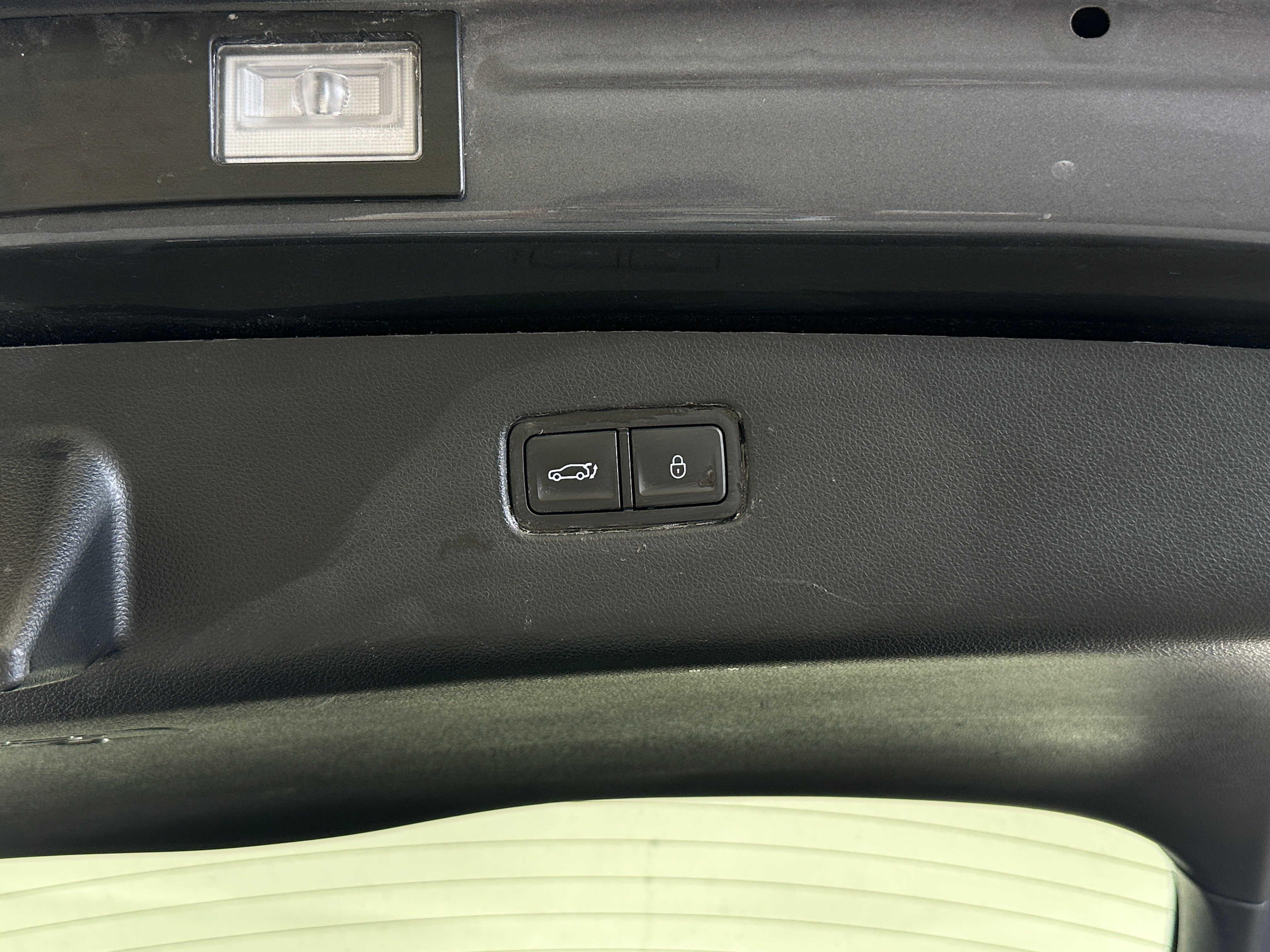 2026 GENESIS GV70 Standard