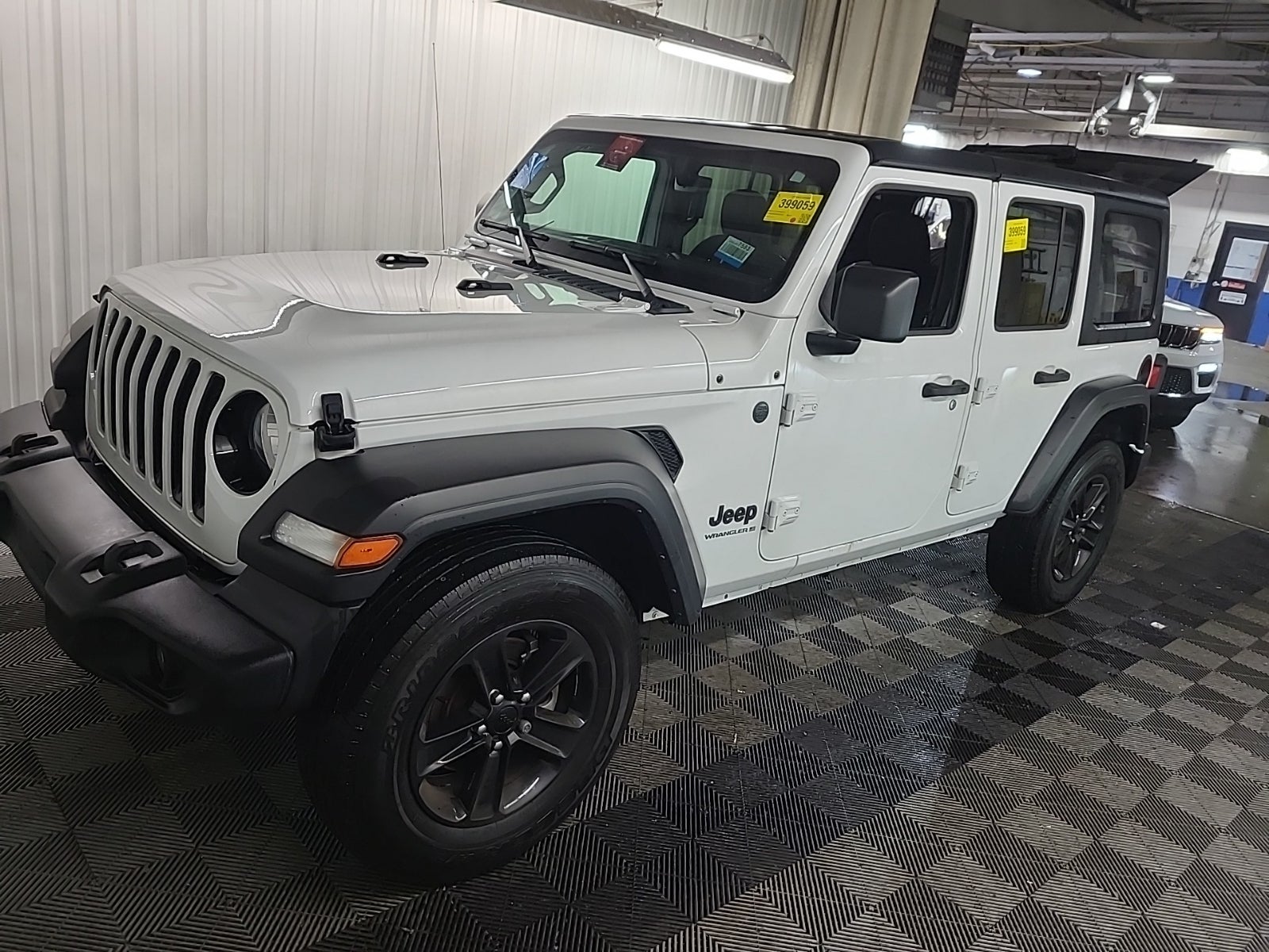 2023 Jeep Wrangler Sport Altitude