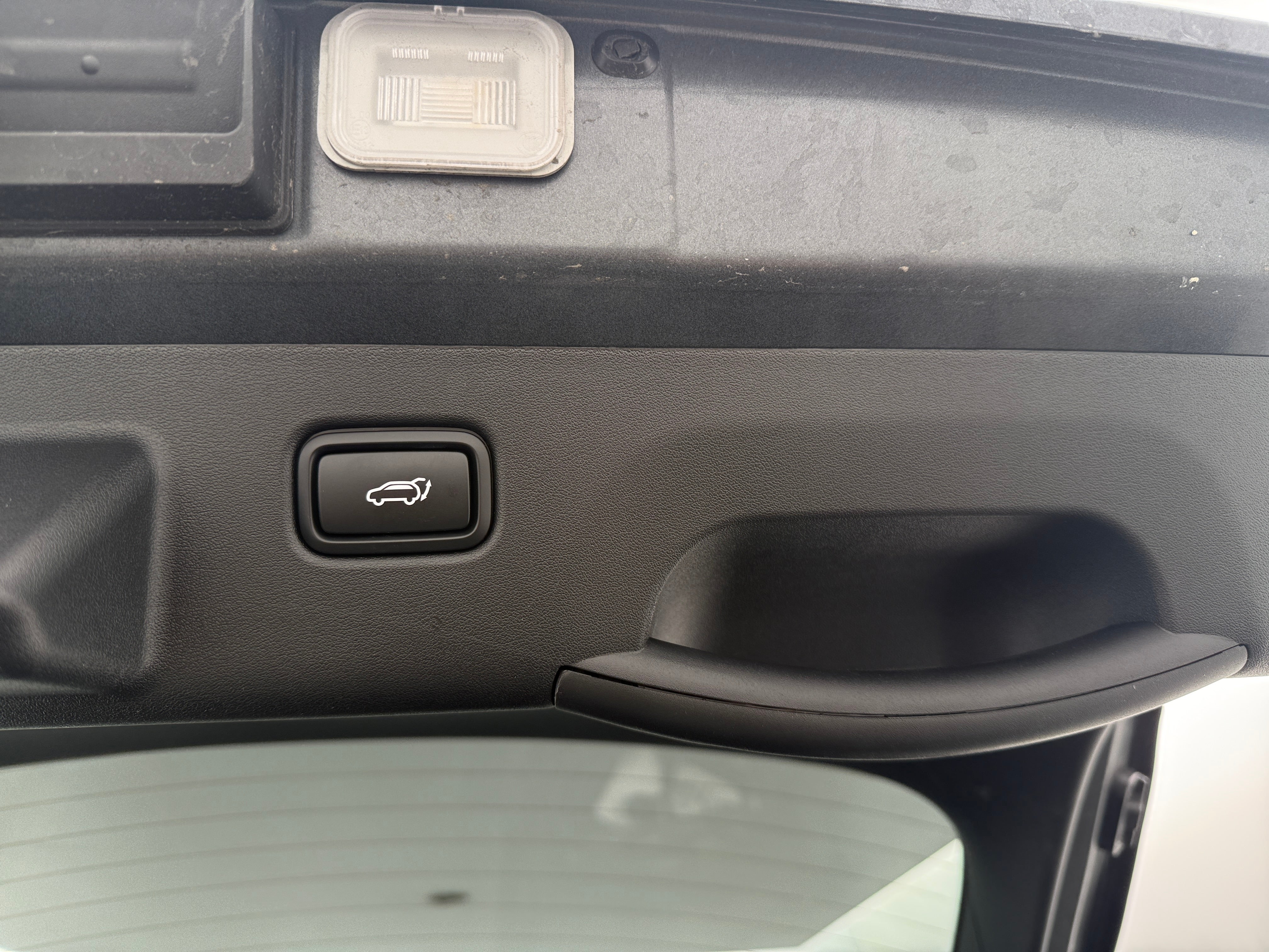 Used 2025 Kia EV6 Wind with VIN 5XYC34JA6SG011522 for sale in Auburn, WA