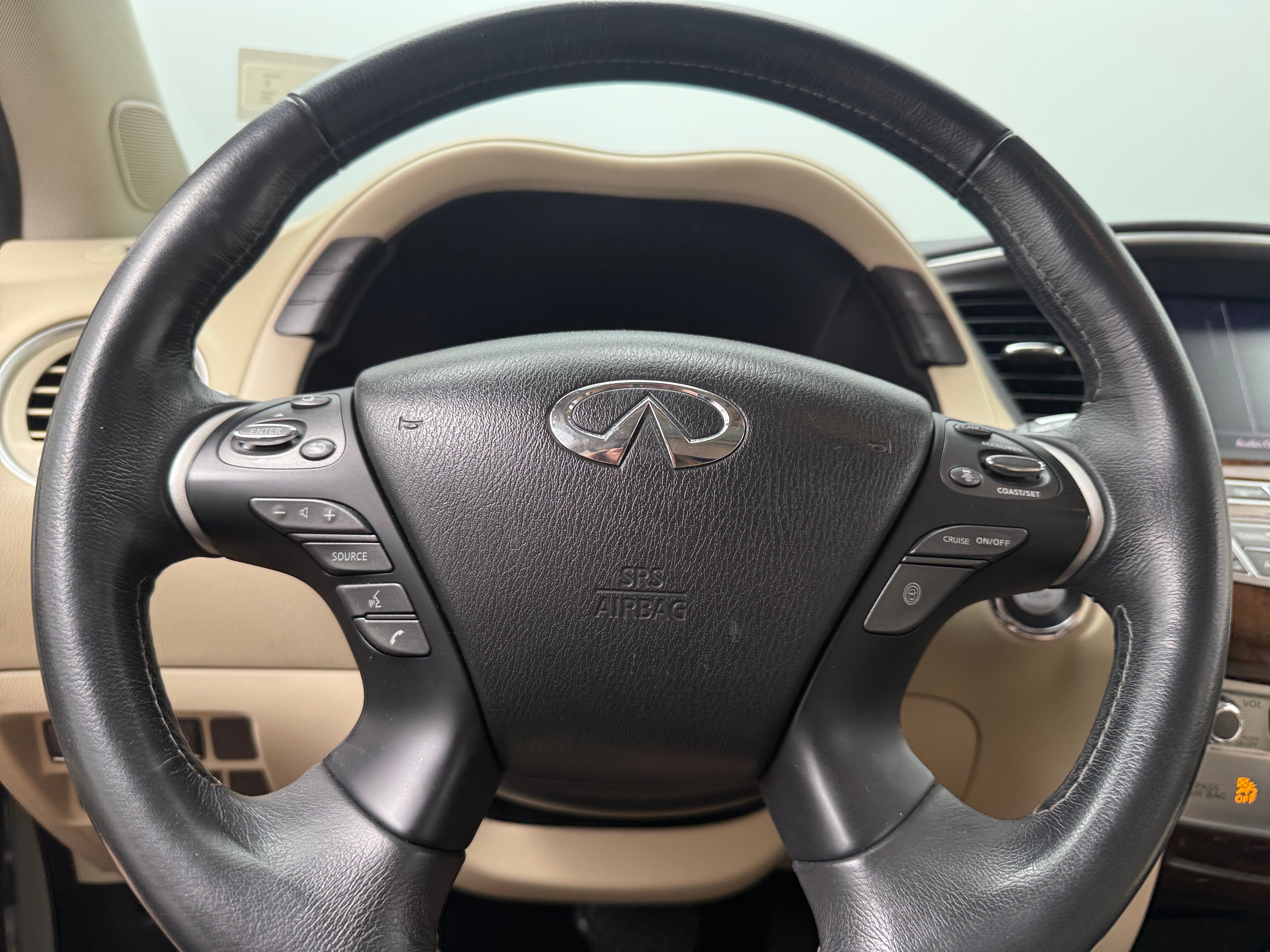 2019 INFINITI QX60 LUXE