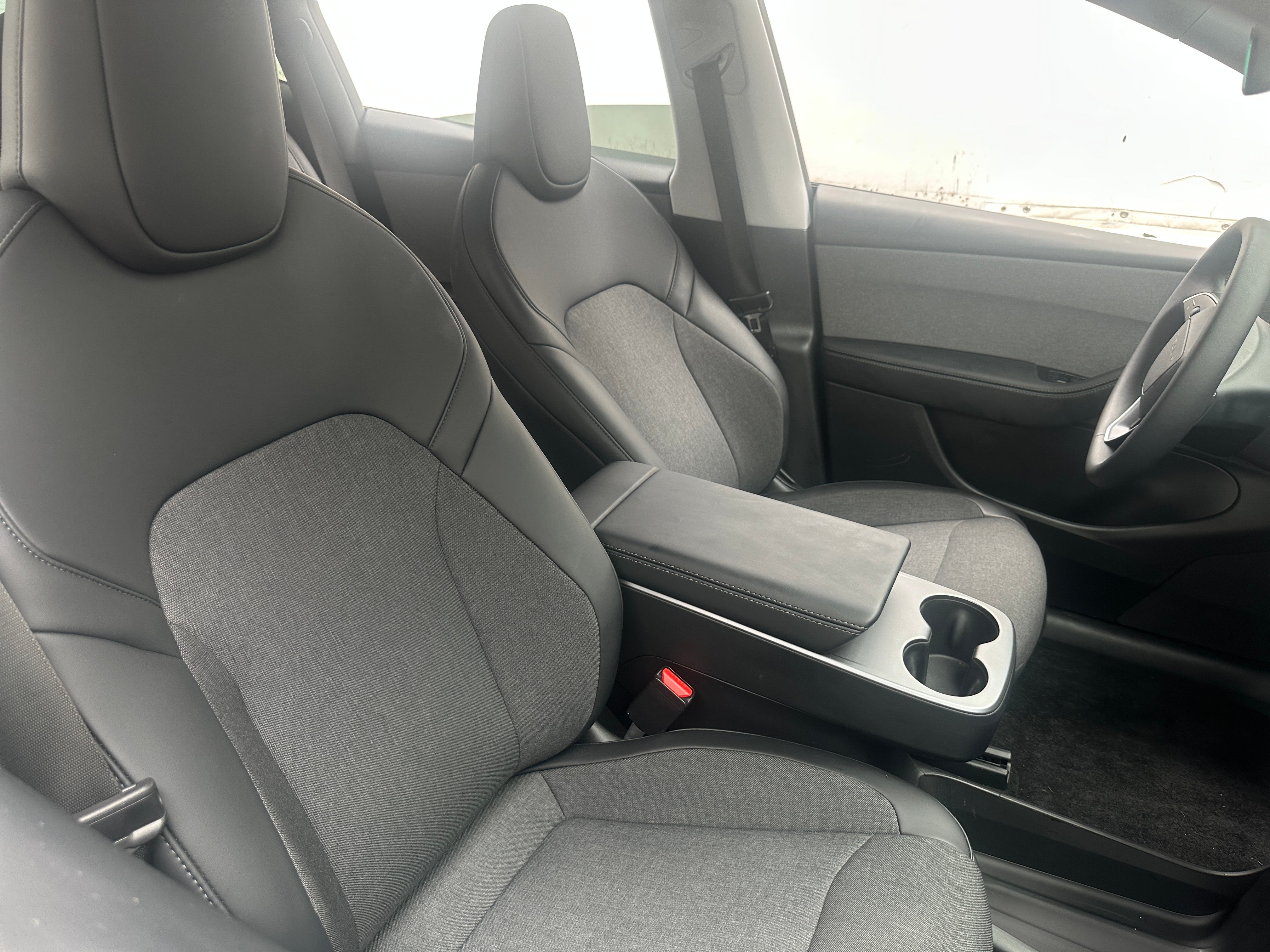 2026 Tesla Model Y Standard