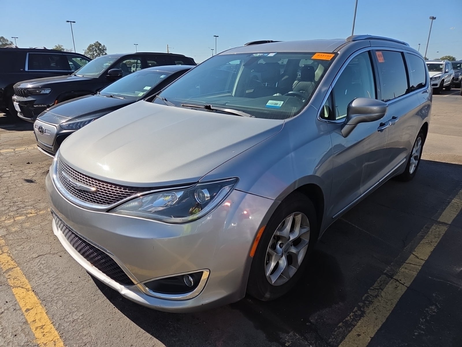 2017 Chrysler Pacifica Touring-L Plus