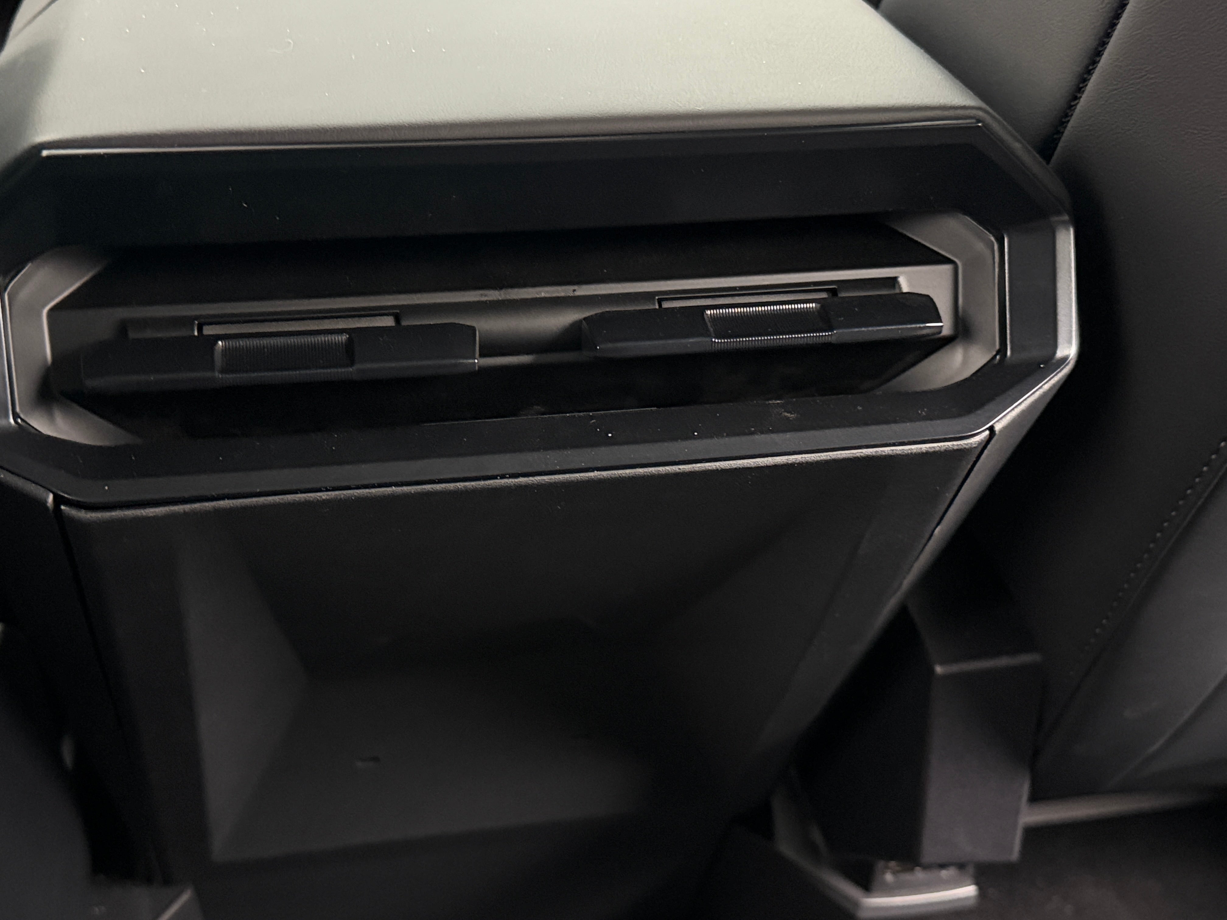 2026 Tesla Cybertruck