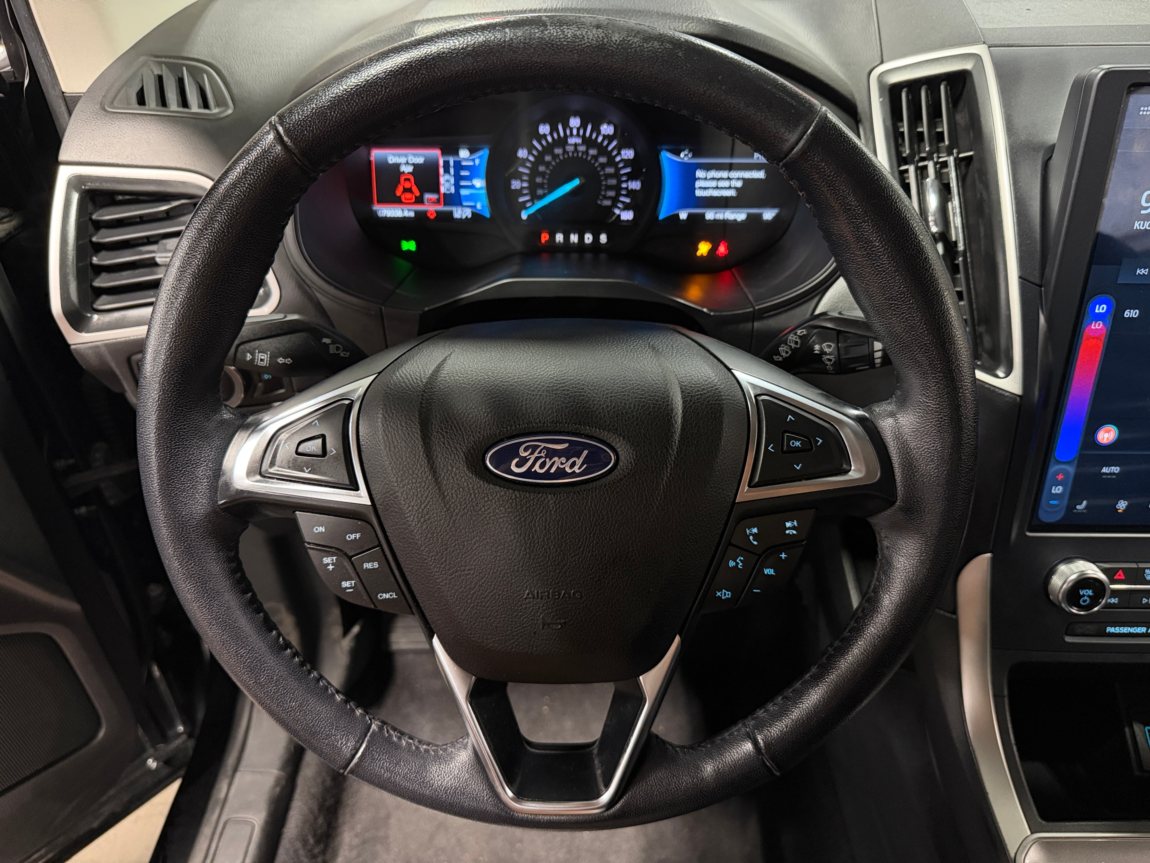 2023 Ford Edge