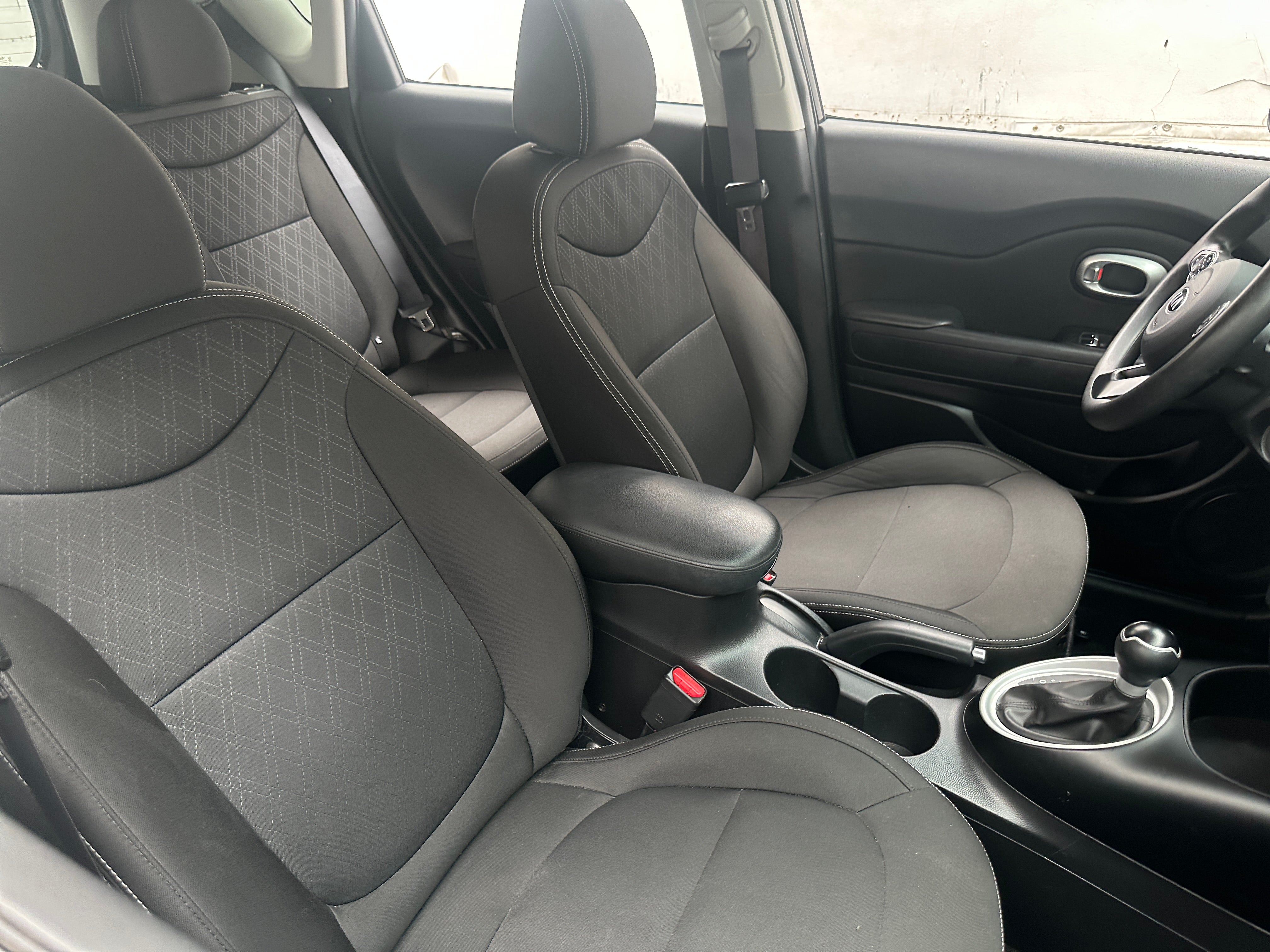 Used 2019 Kia Soul Base with VIN KNDJN2A20K7911909 for sale in Pewaukee, WI