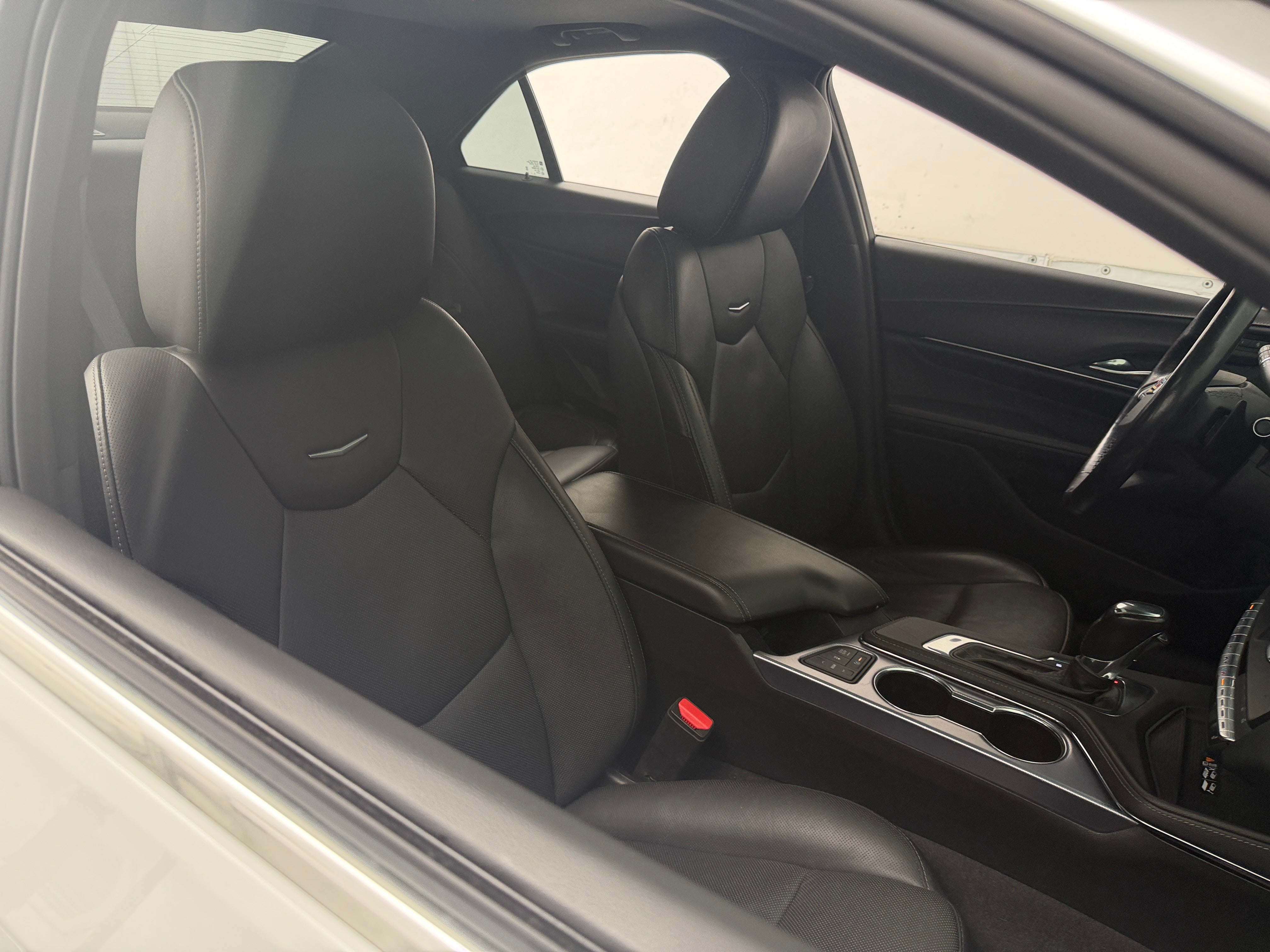 2023 Cadillac CT4
