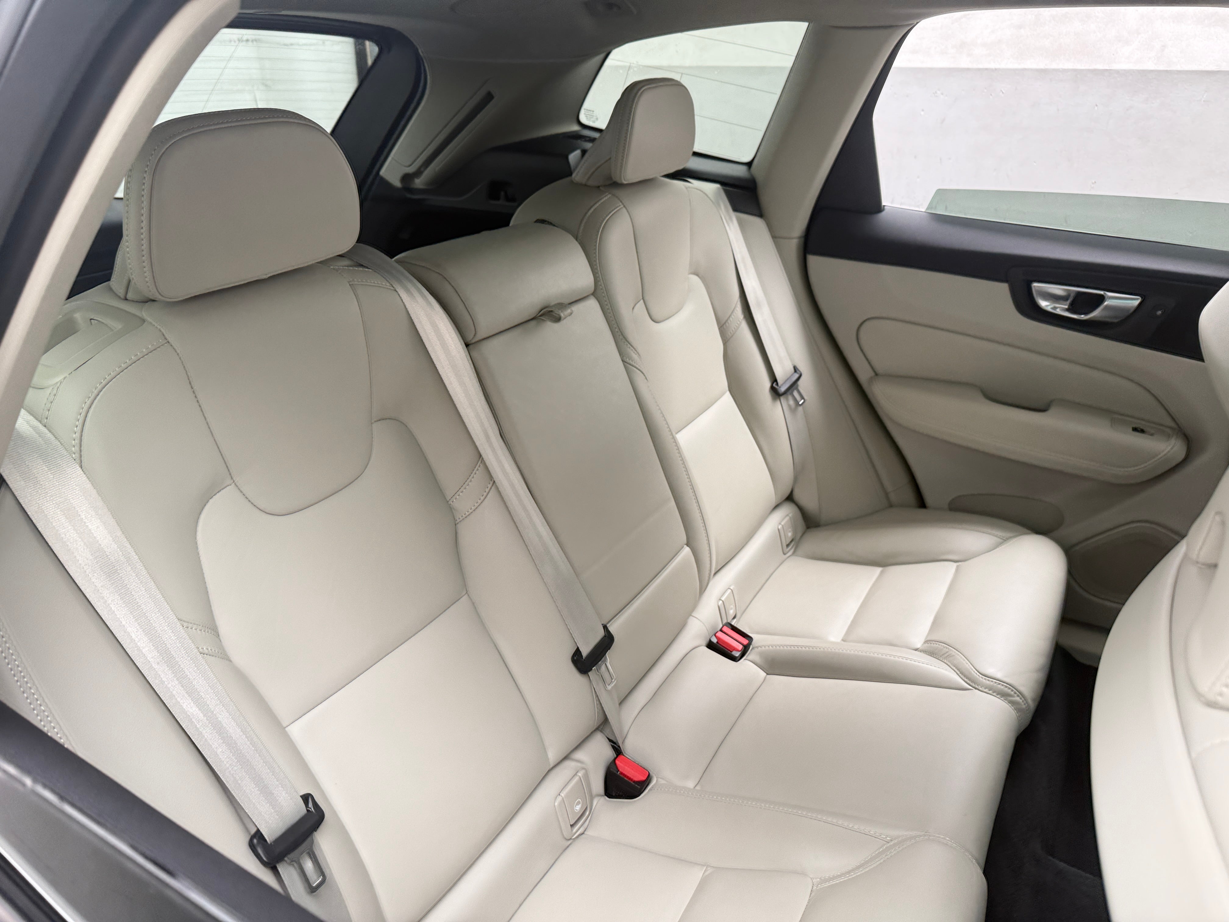 2022 Volvo XC60 Inscription