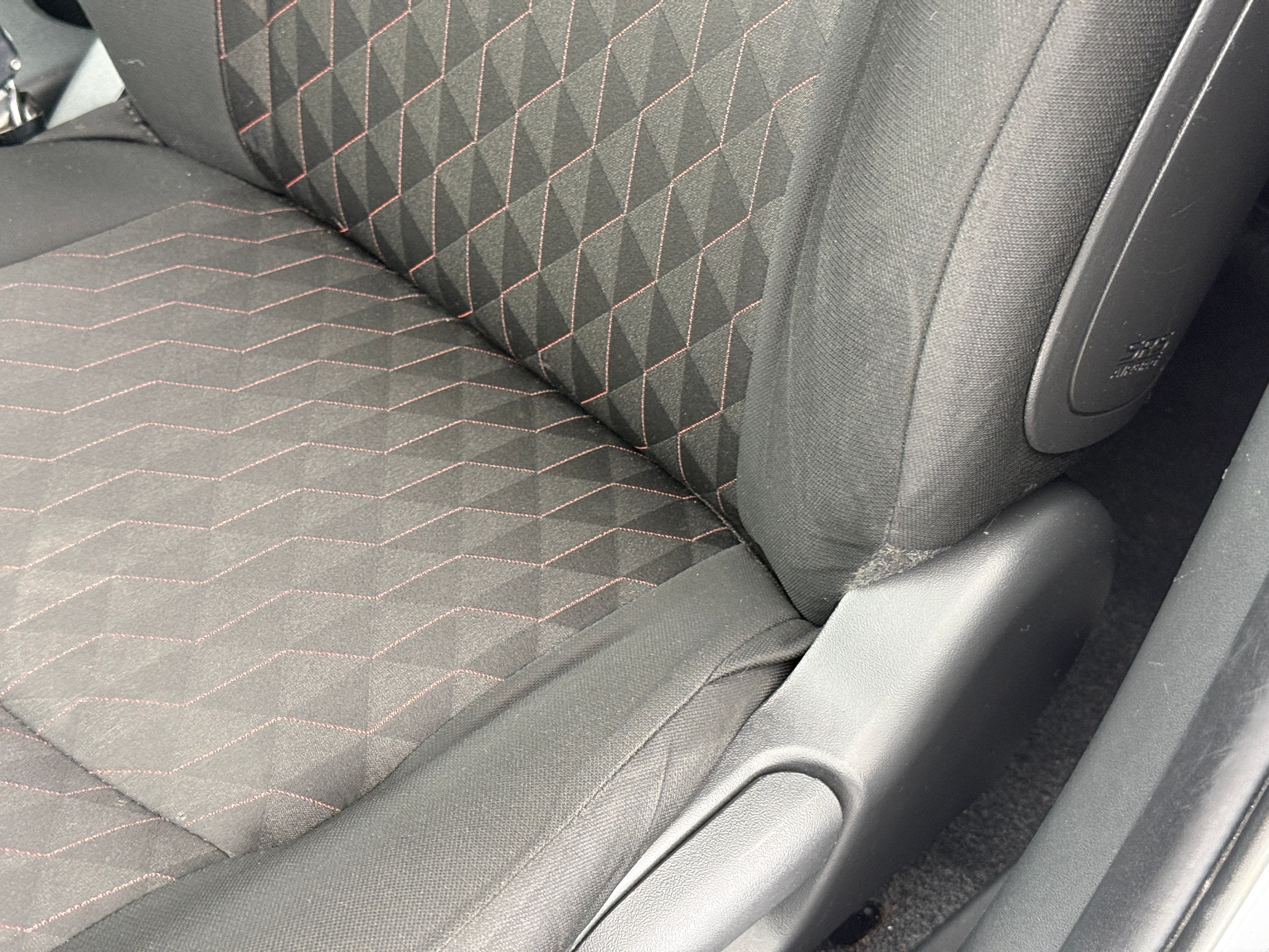 2021 Mitsubishi Mirage ES - Photo 14