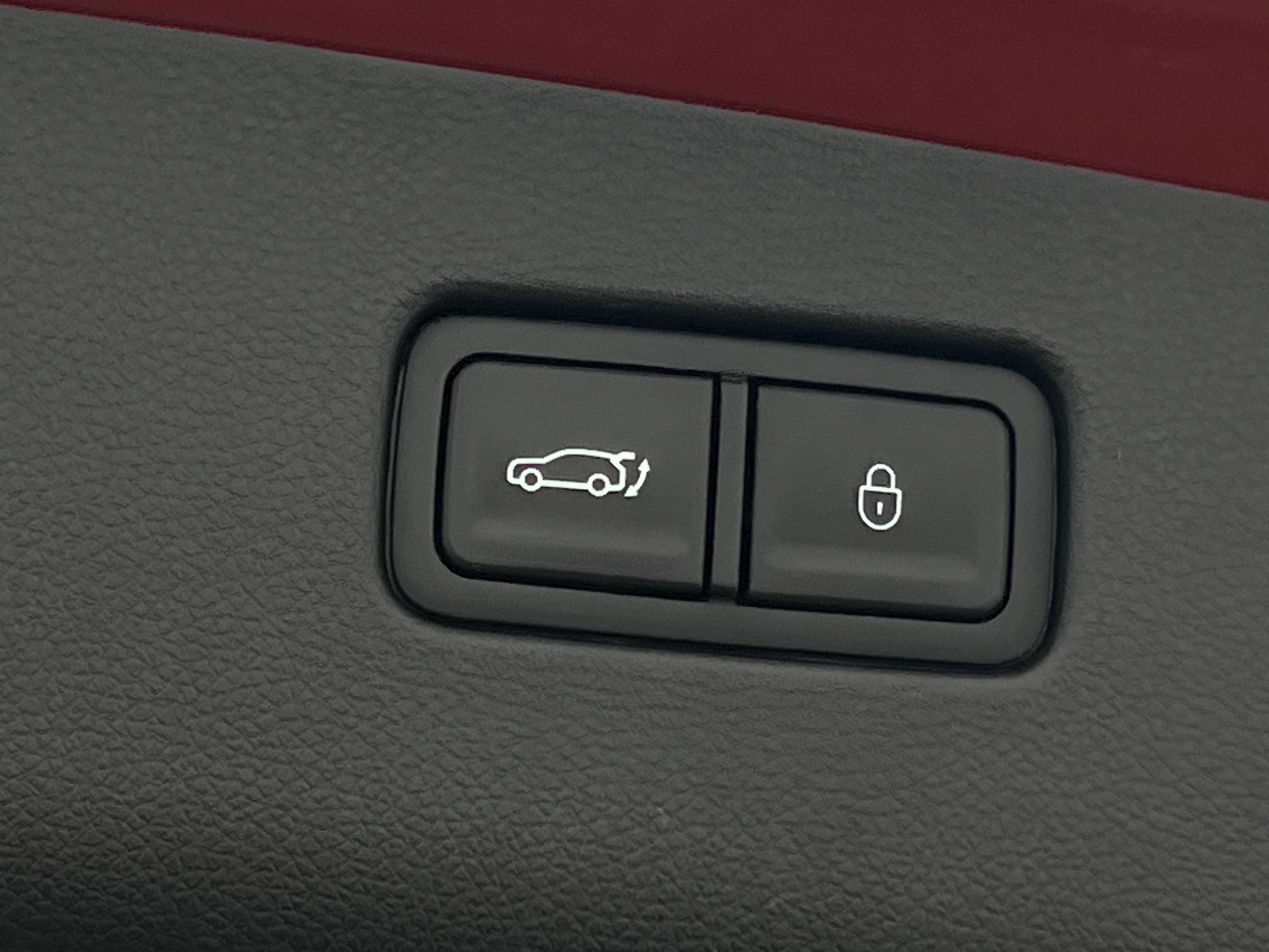 2025 GENESIS GV70