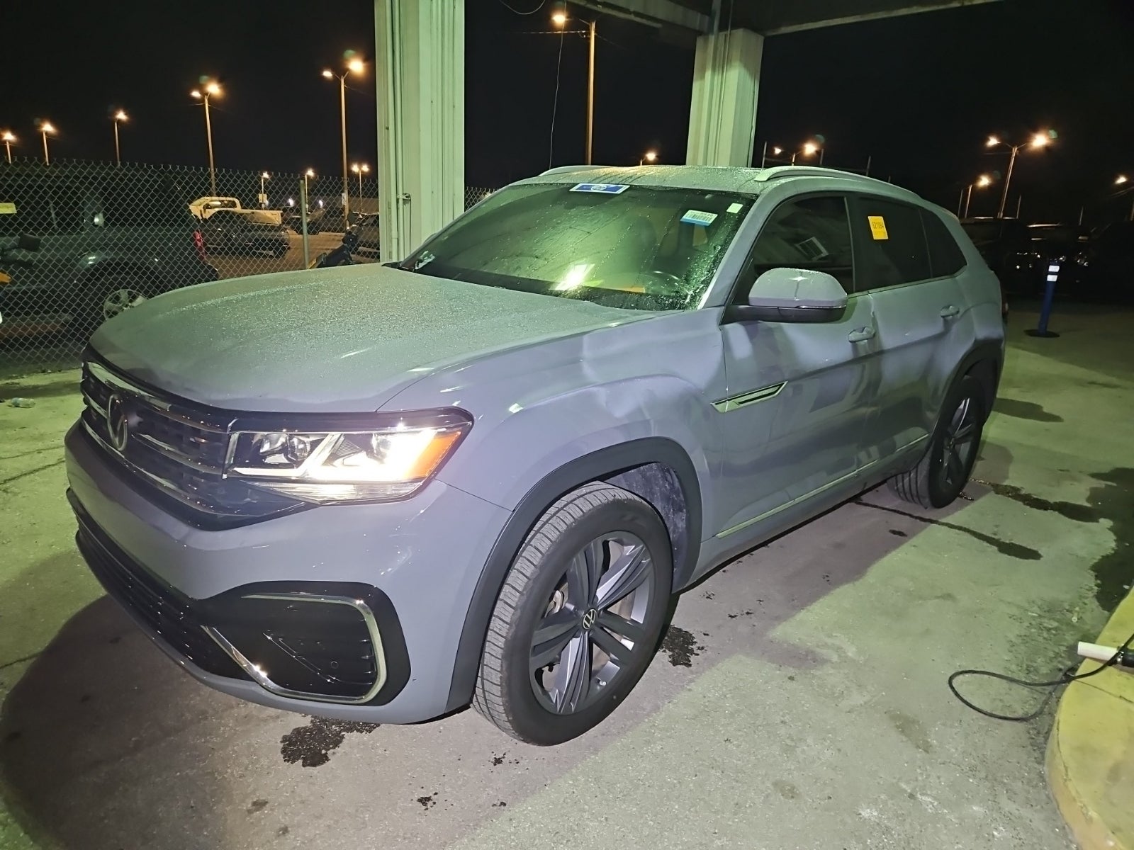 2021 Volkswagen Atlas Cross Sport 3.6l V6 SE W/Technology R-Line