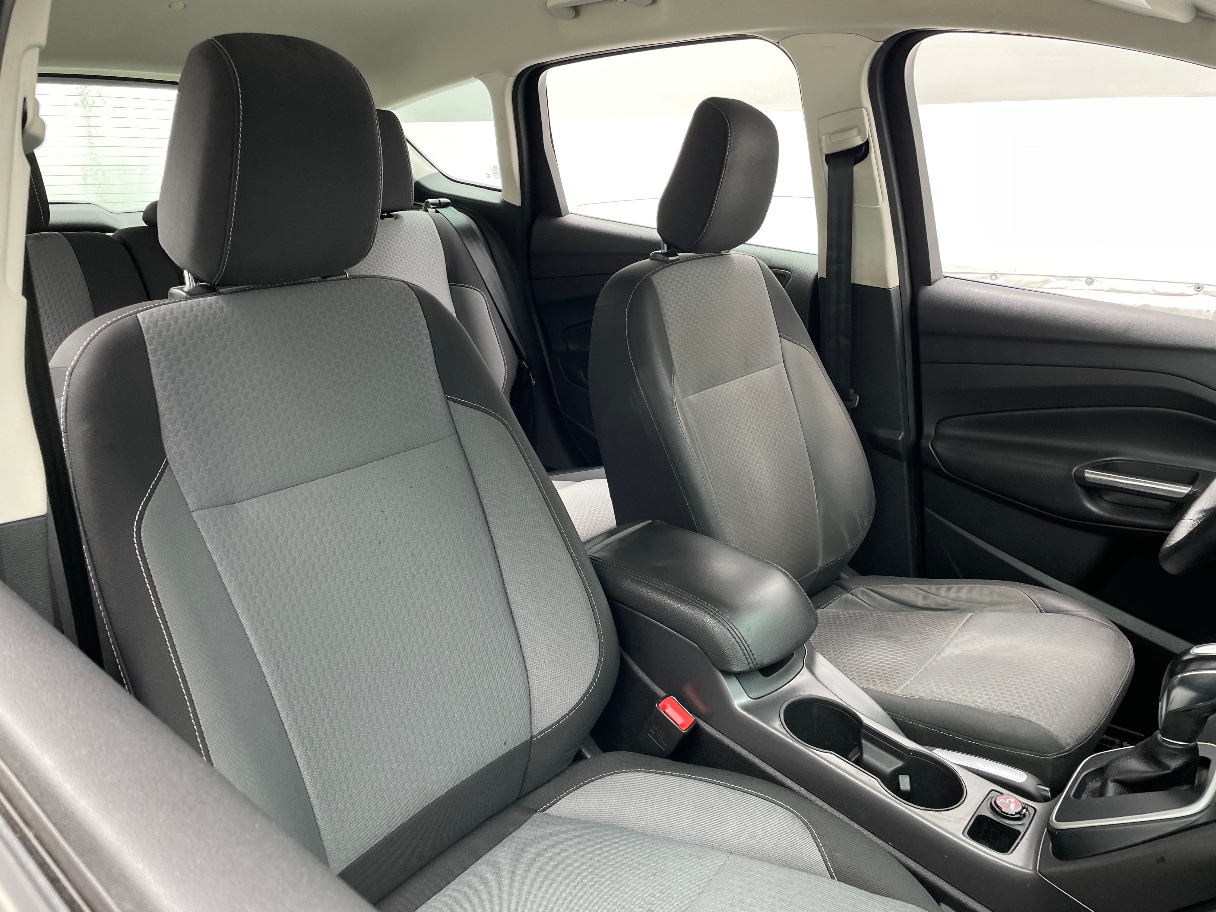 Used 2018 Ford C-Max SE with VIN 1FADP5AU3JL100501 for sale in Pewaukee, WI