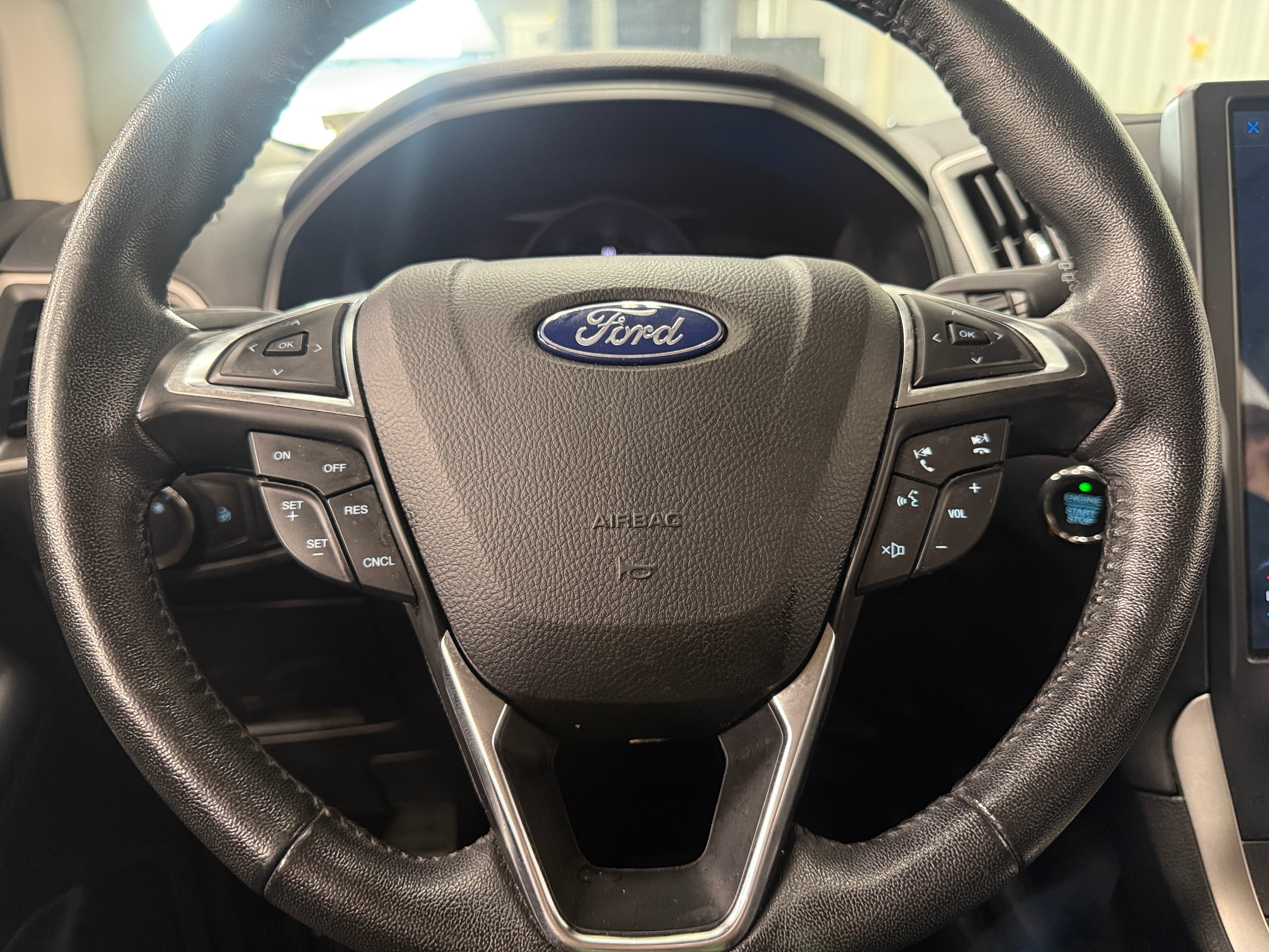 2022 Ford Edge