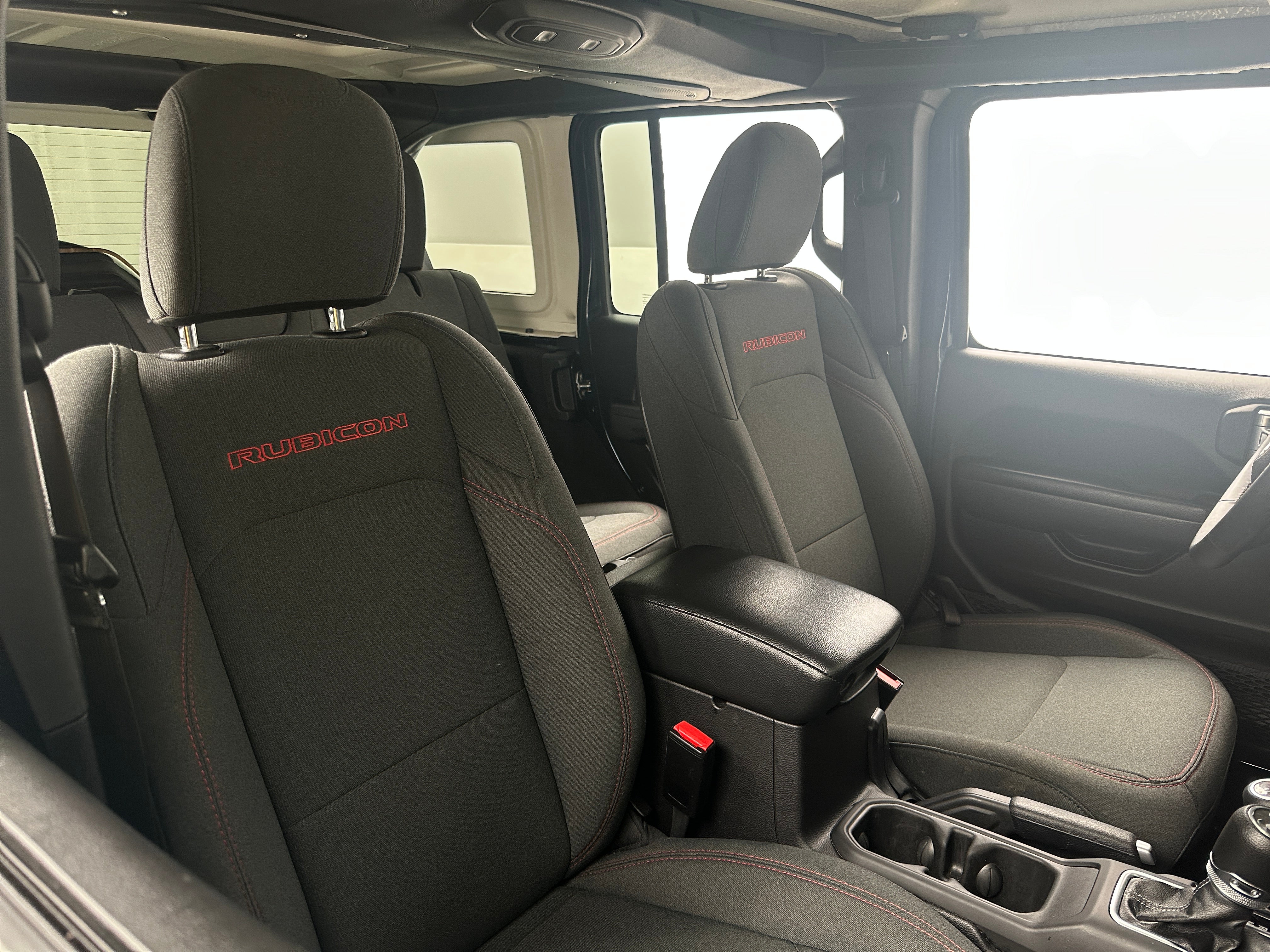 2025 Jeep Wrangler 4-Door Rubicon