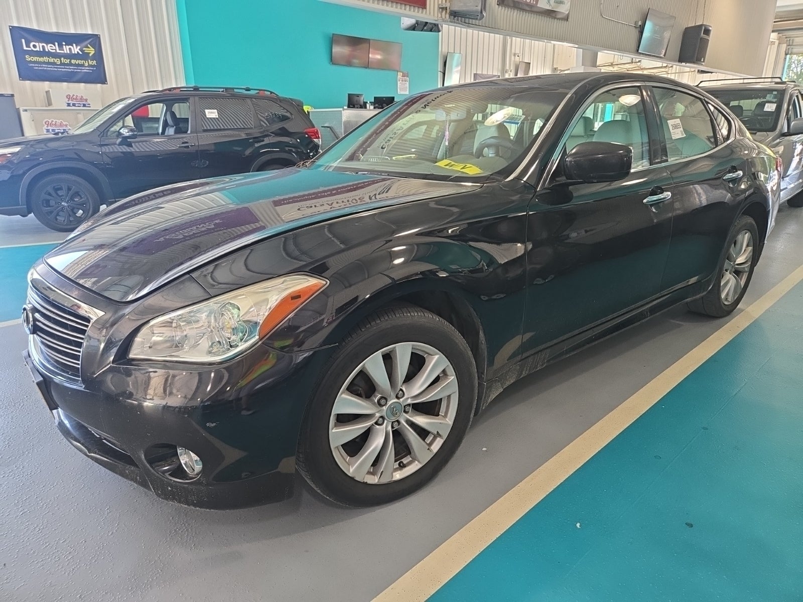 2011 Infiniti M37x Base