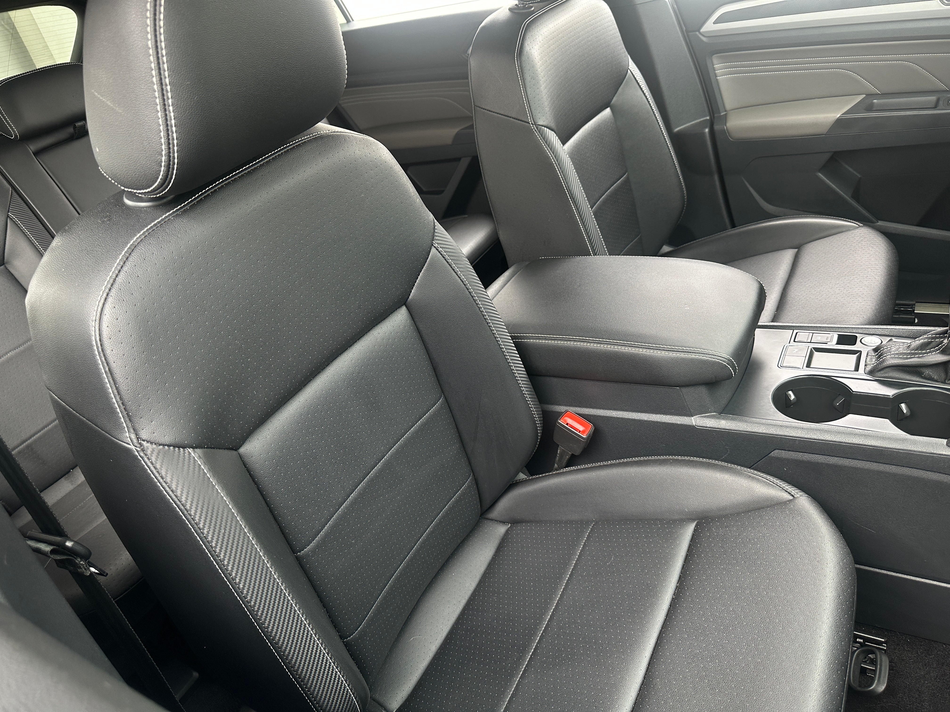 2021 Volkswagen Atlas Cross Sport SE w/Tech R-Line