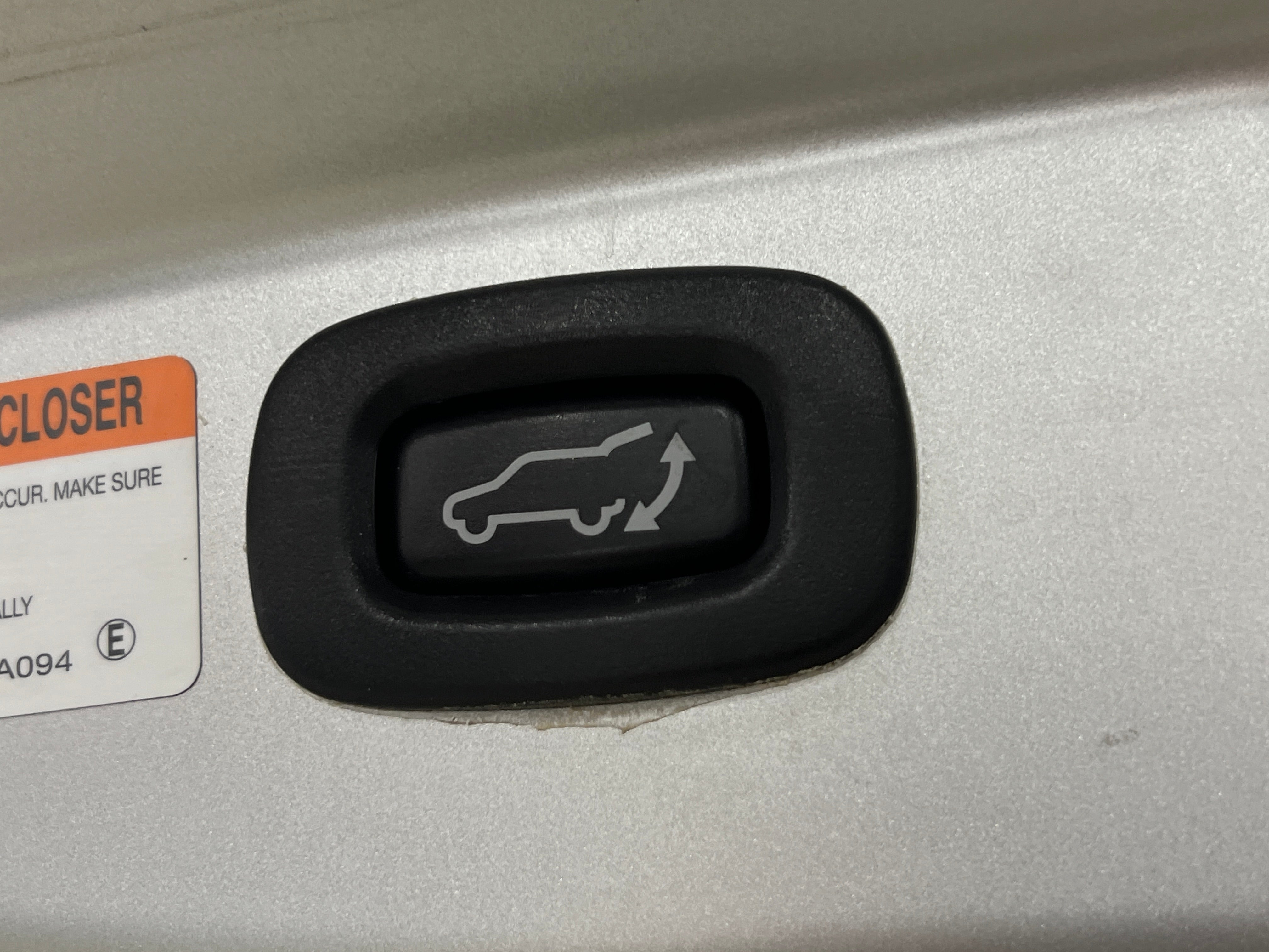 2022 Mitsubishi Outlander PHEV SE