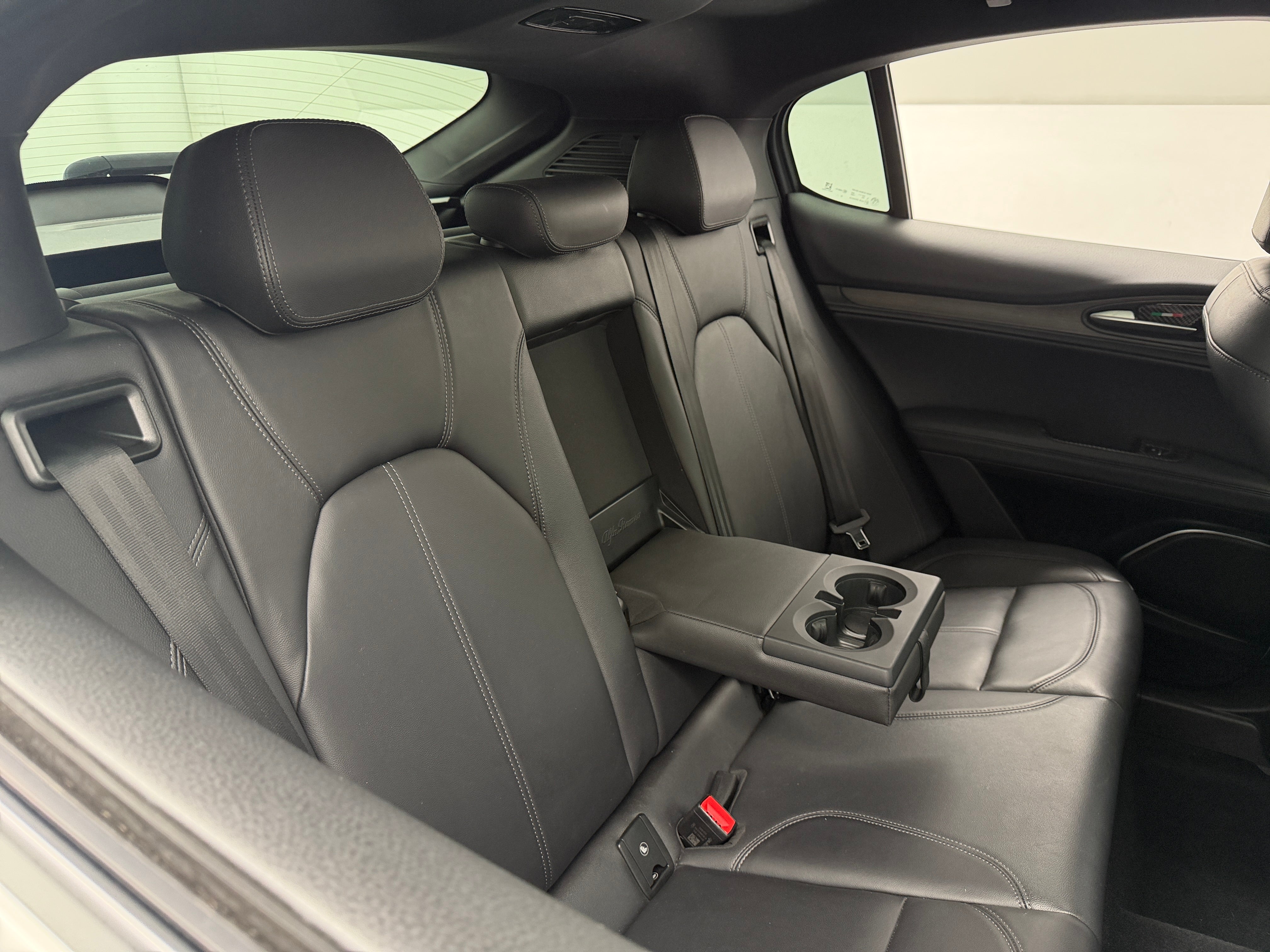 2022 Alfa Romeo Stelvio