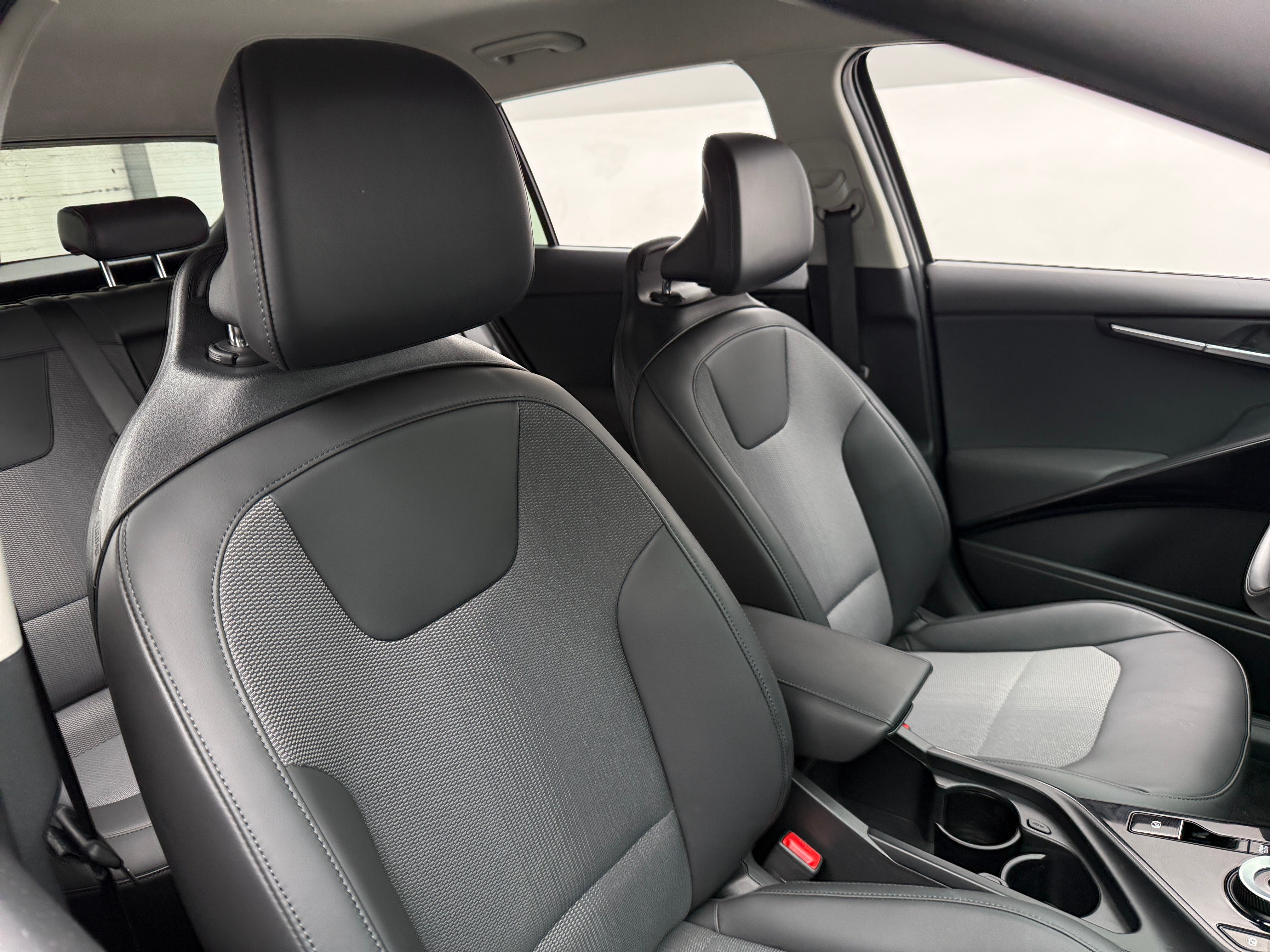 2025 Kia Niro Wind