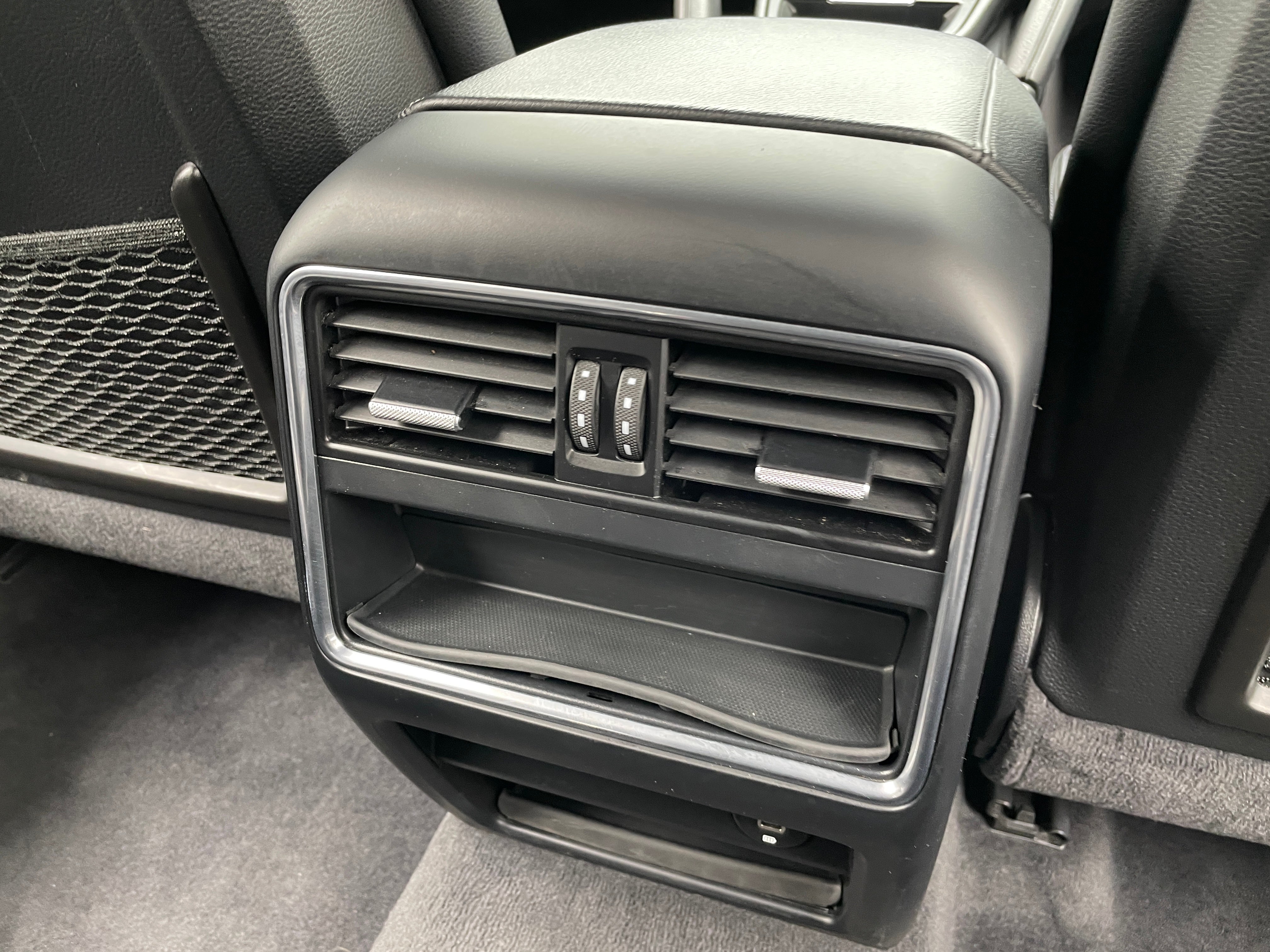 2021 Porsche Cayenne Base