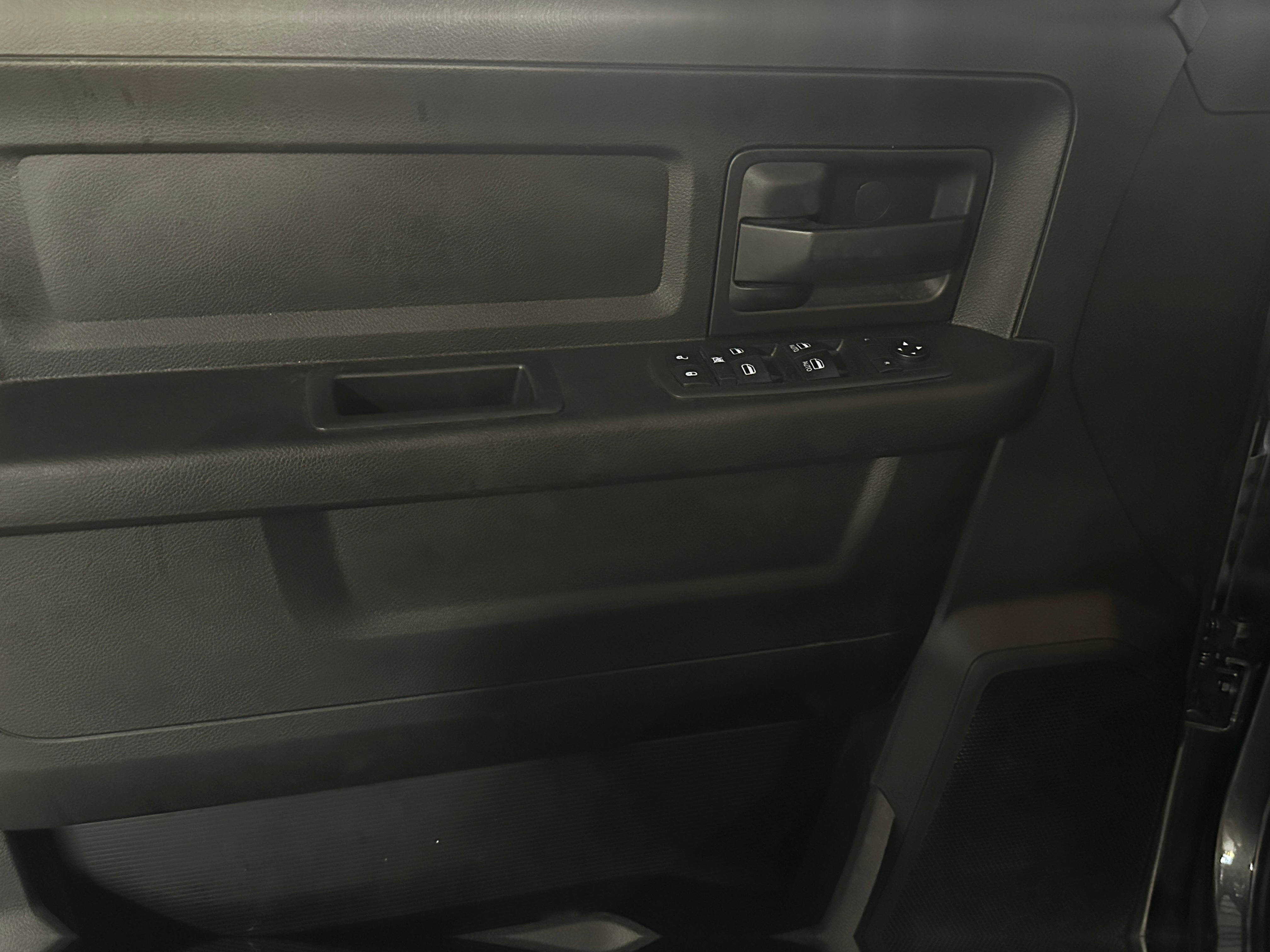 2021 RAM 2500 Pickup Tradesman