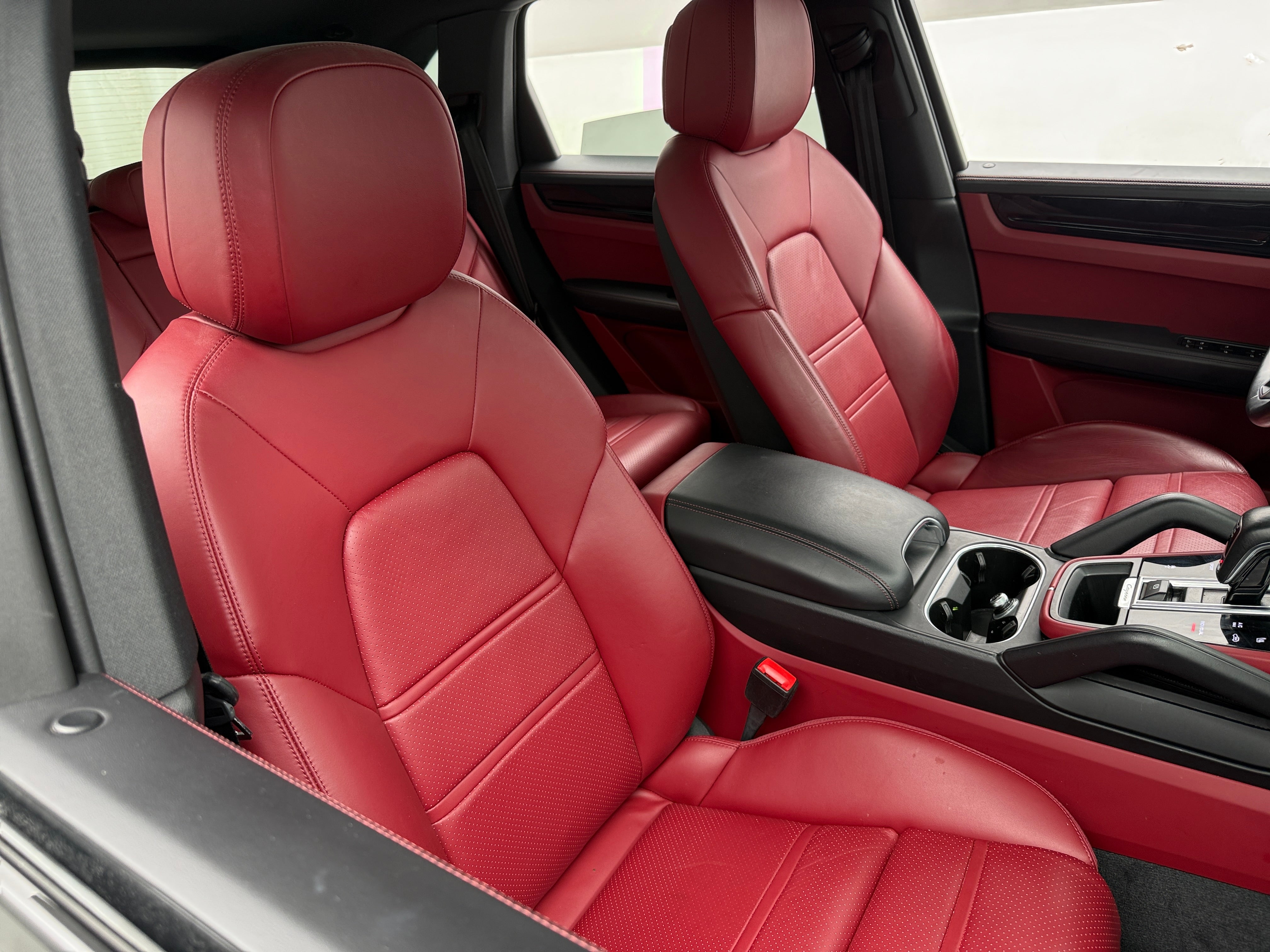 2023 Porsche Cayenne