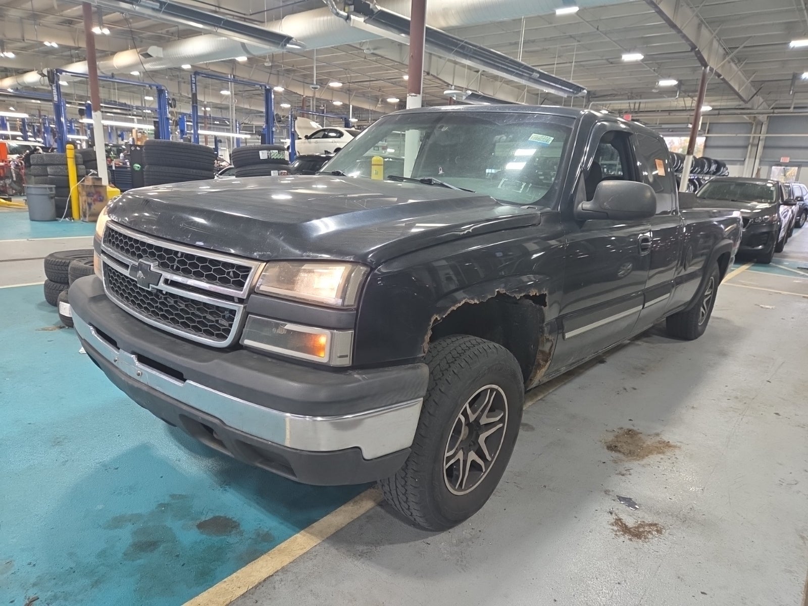 2006 Chevrolet Silverado 1500 Ext Cab 157.5" WB 4WD LS