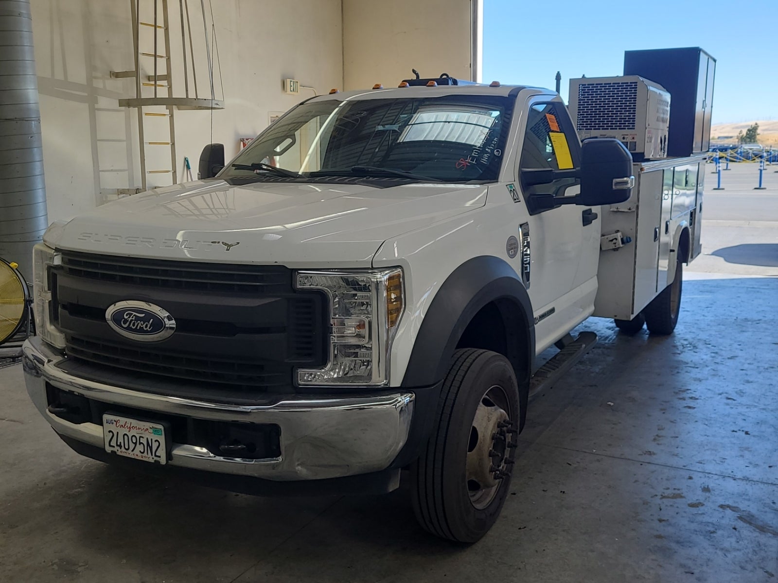 2018 Ford F-450 Chassis XL 2WD Reg Cab 169" WB 84" Ca