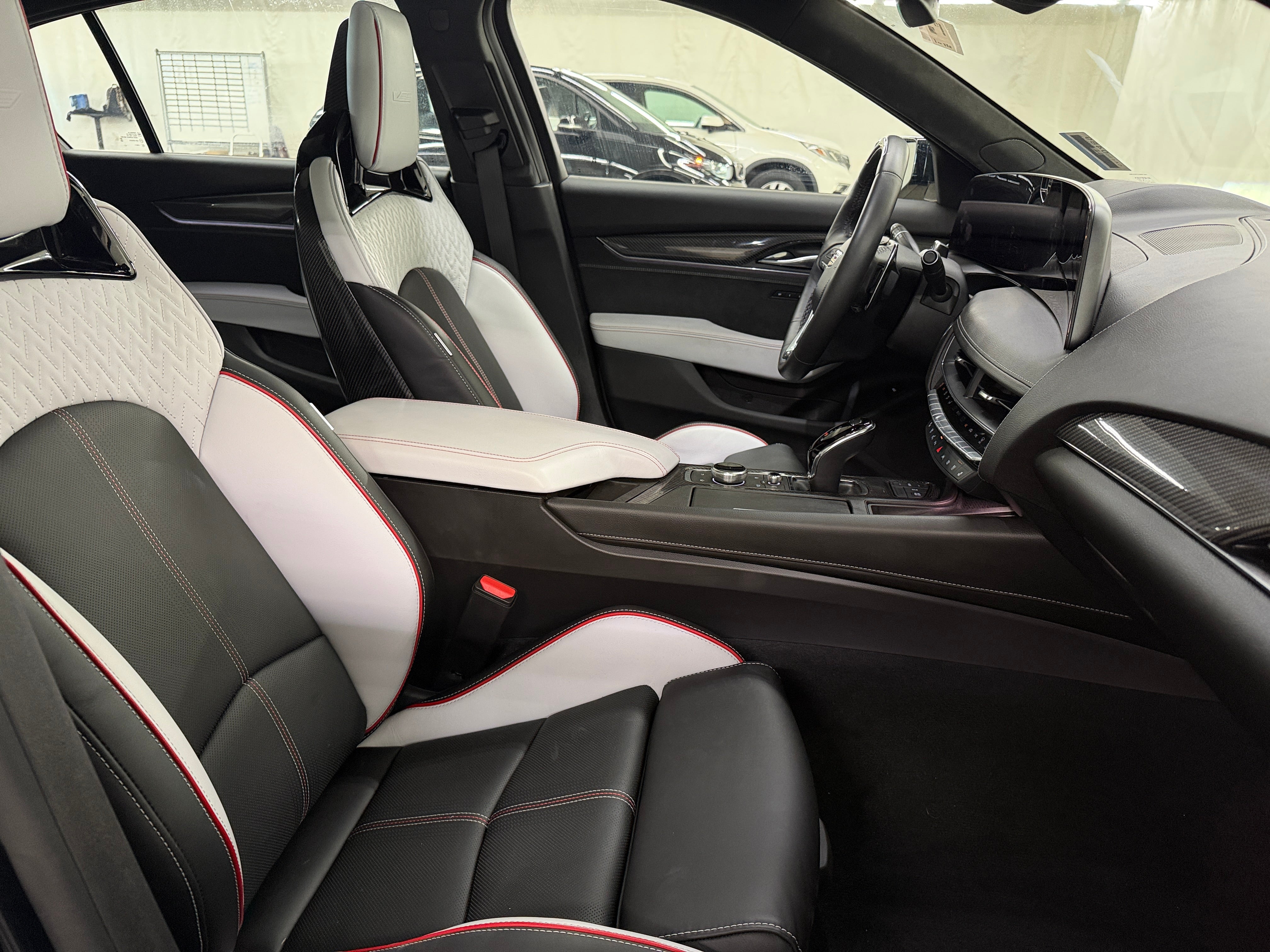 2025 Cadillac CT5 V-Series Blackwing