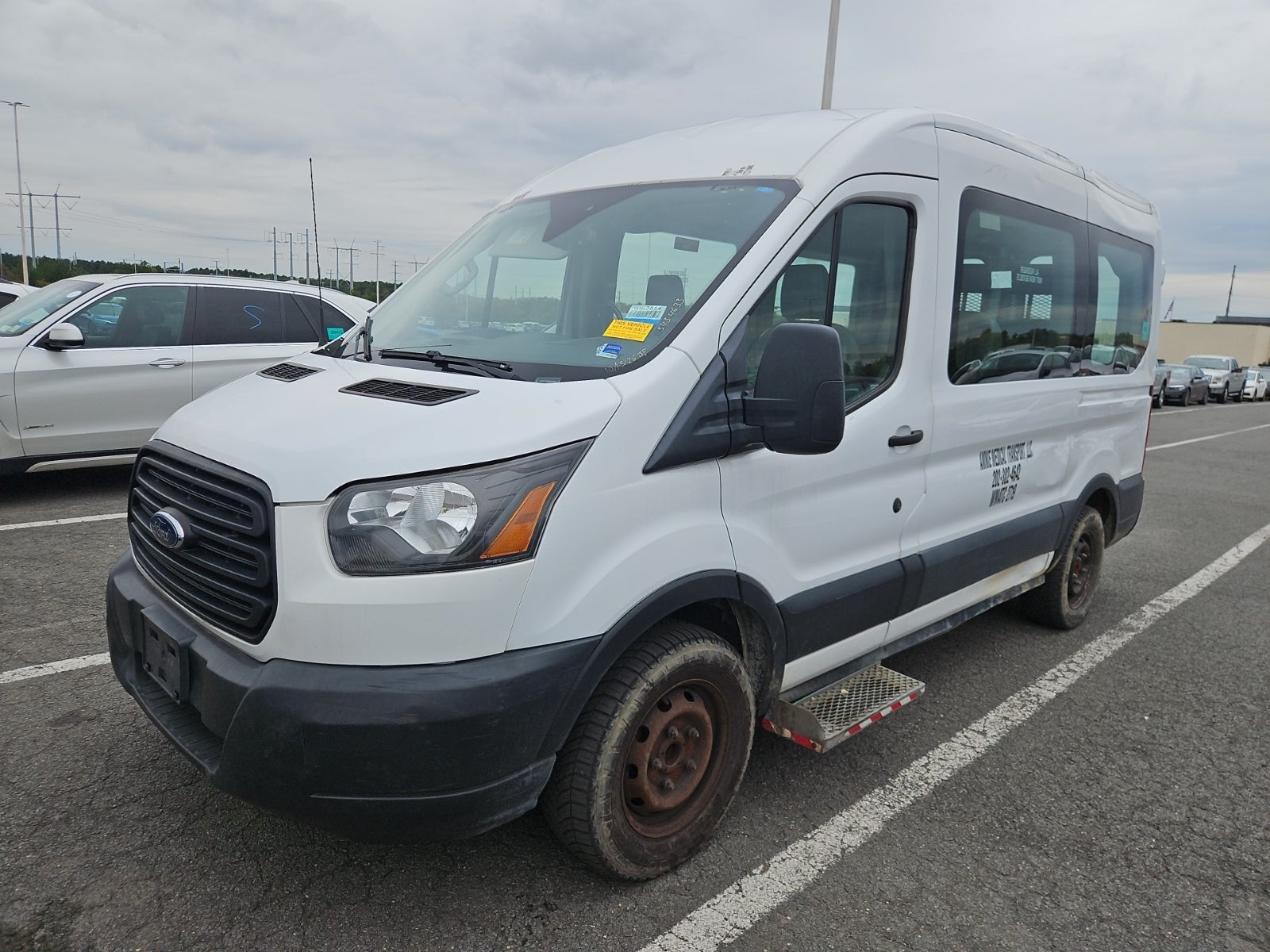 2019 Ford Transit-150 XL