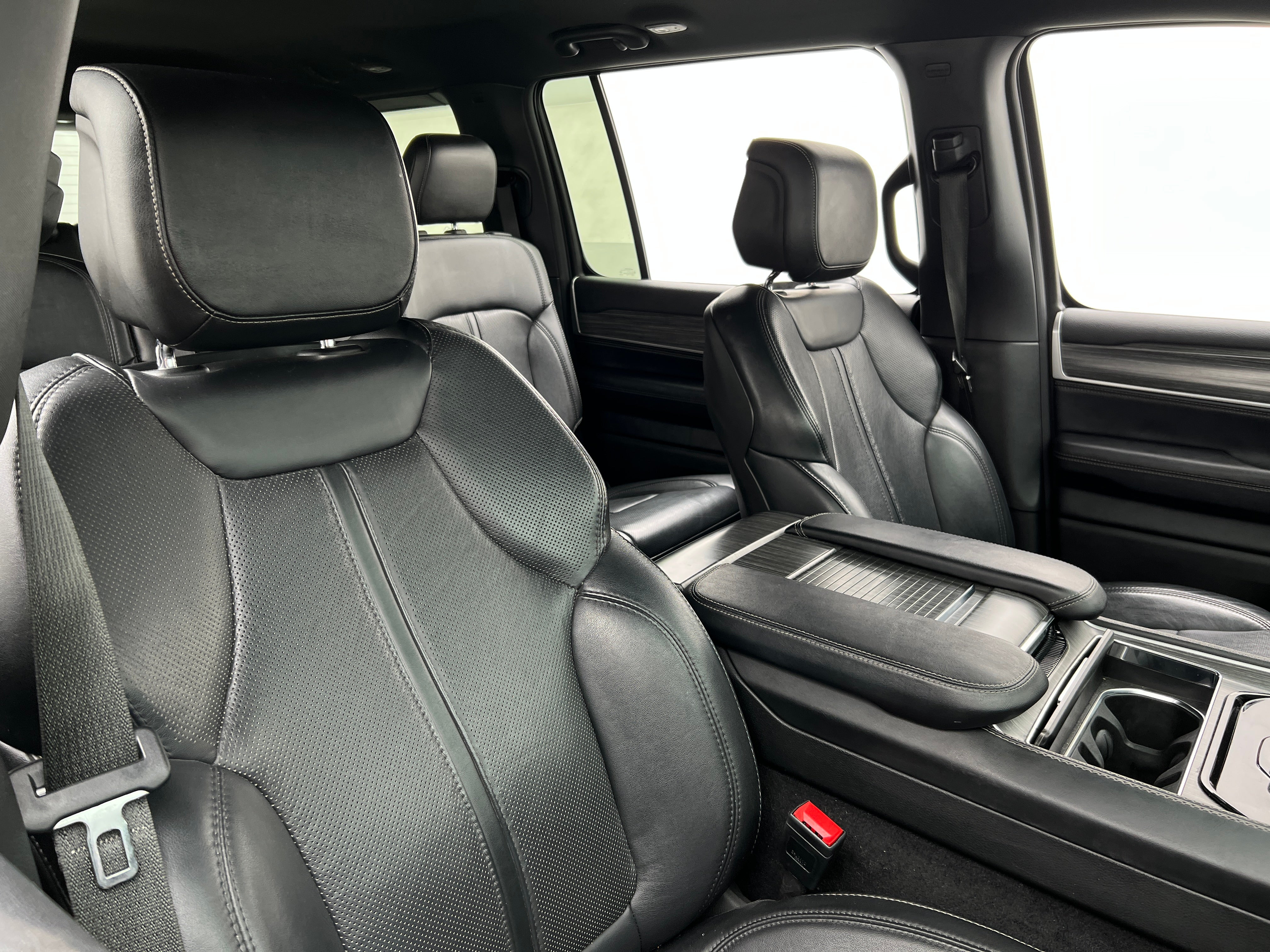 2024 Jeep Wagoneer