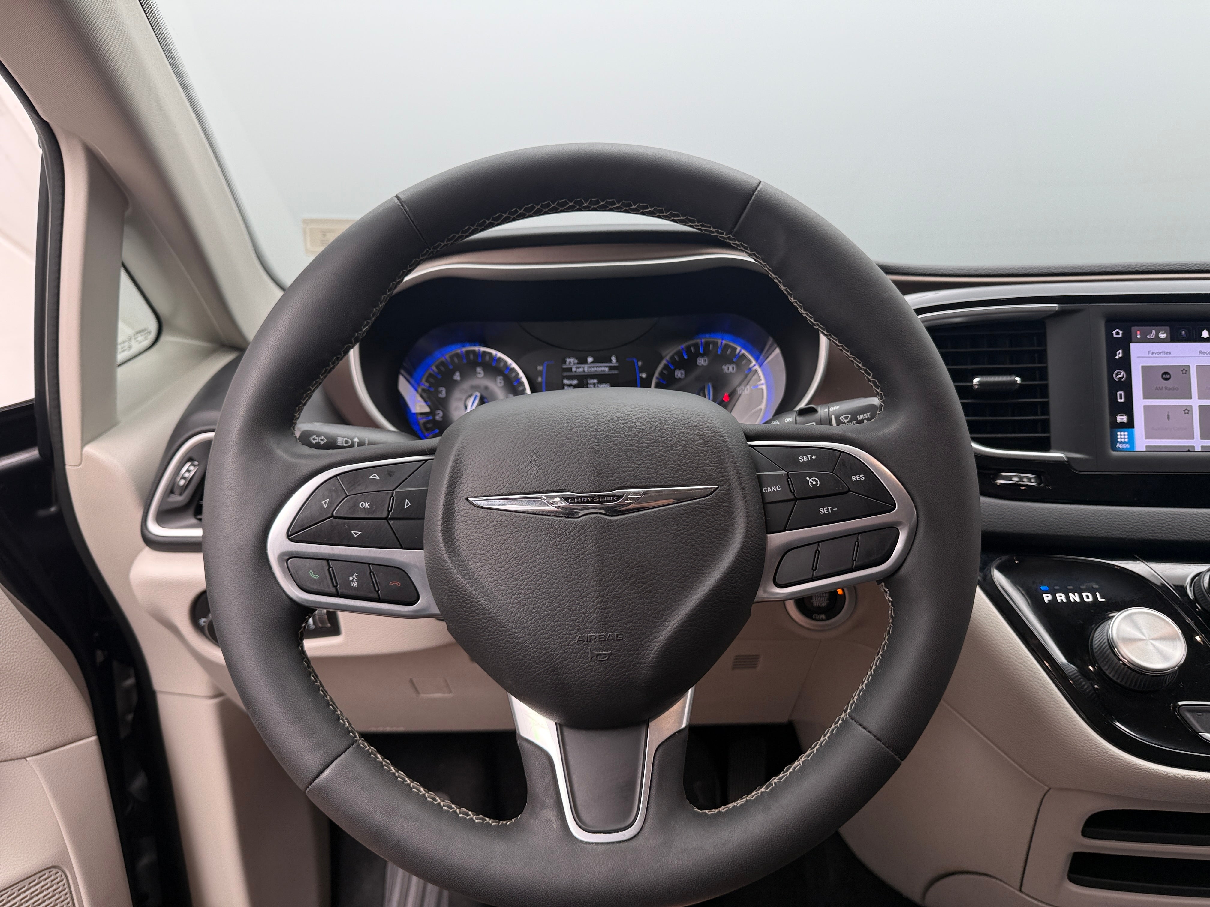 2022 Chrysler Voyager