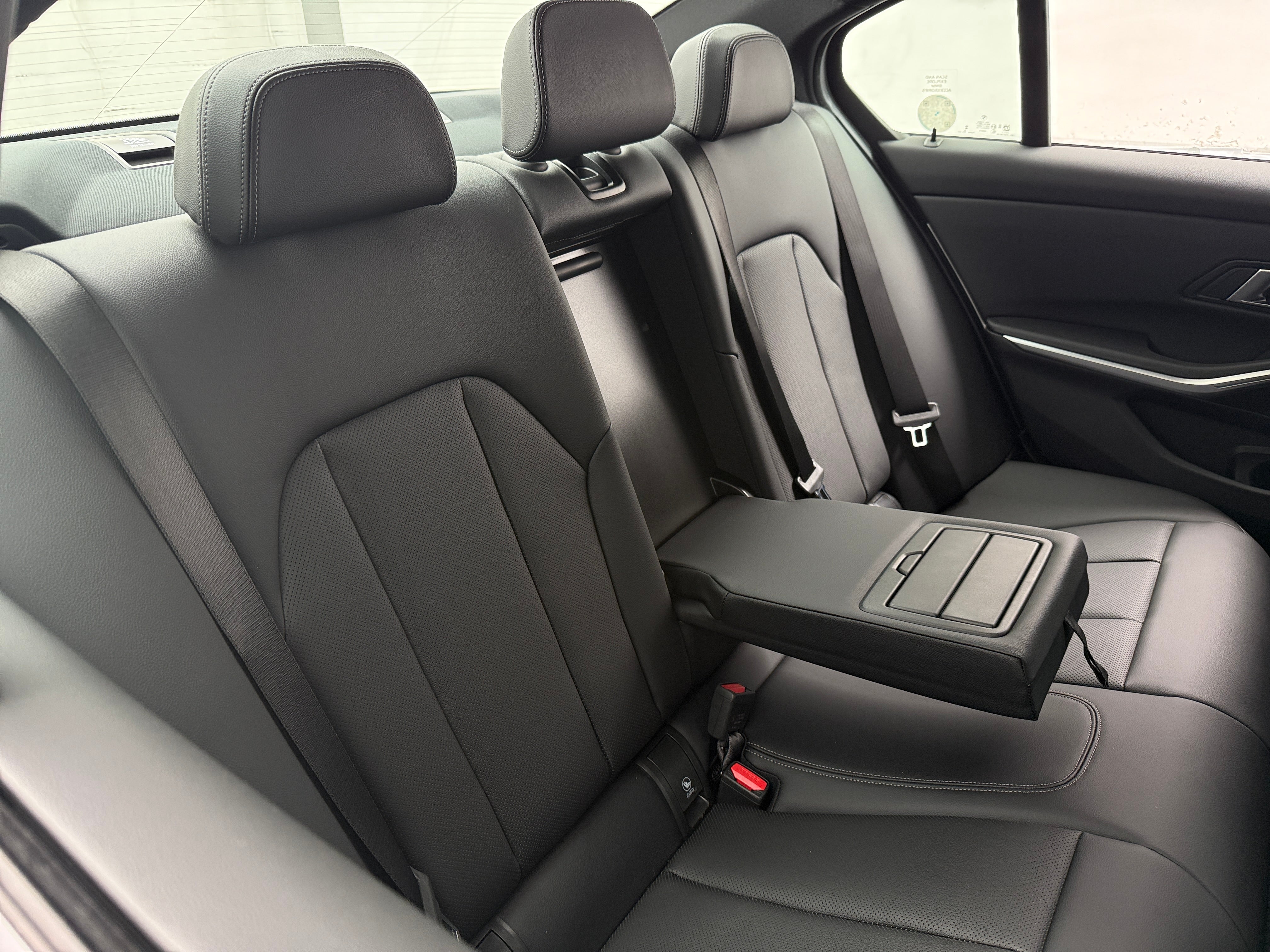 2026 BMW 3 Series 330i