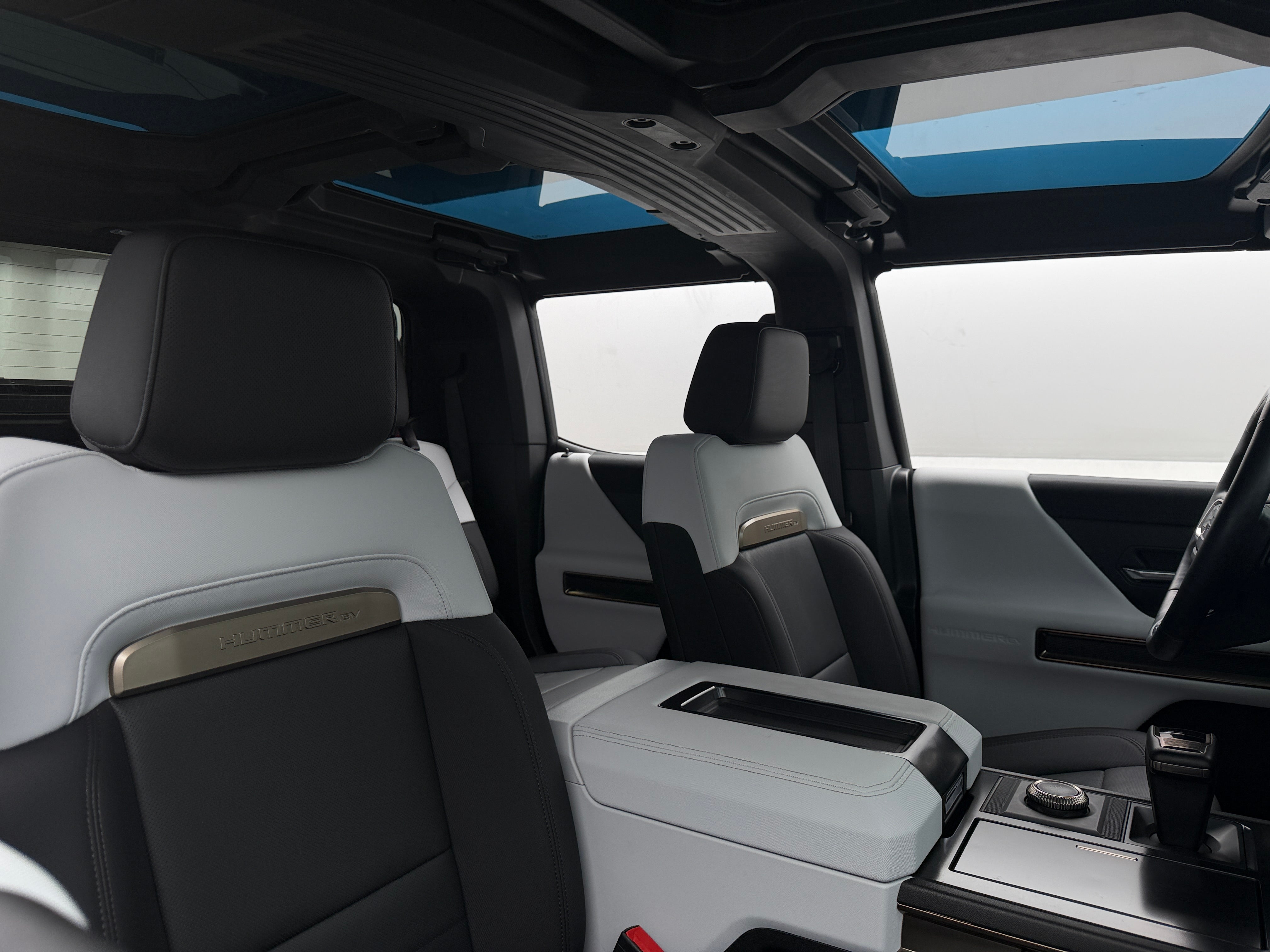 2024 GMC HUMMER EV
