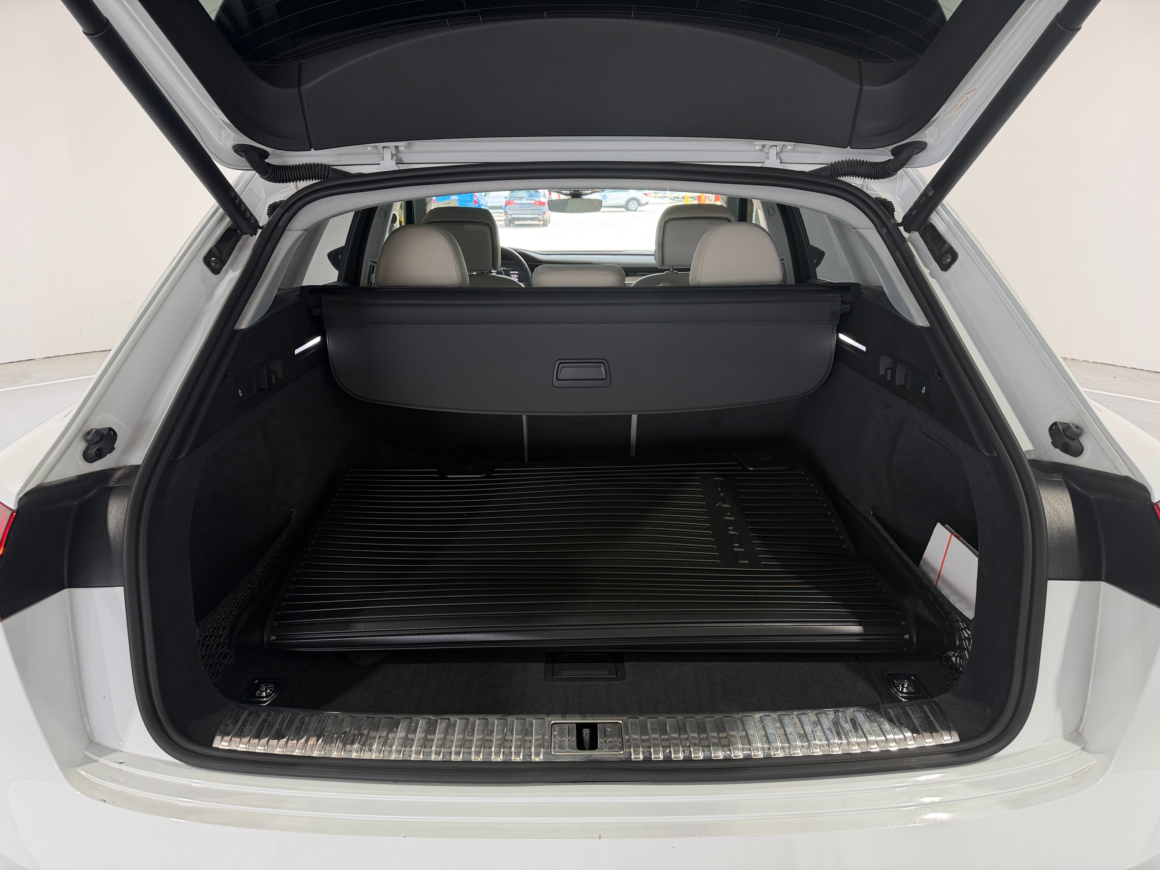 Used 2024 Audi Q8 e-tron Premium Plus with VIN WA15AAGEXRB008578 for sale in Auburn, WA