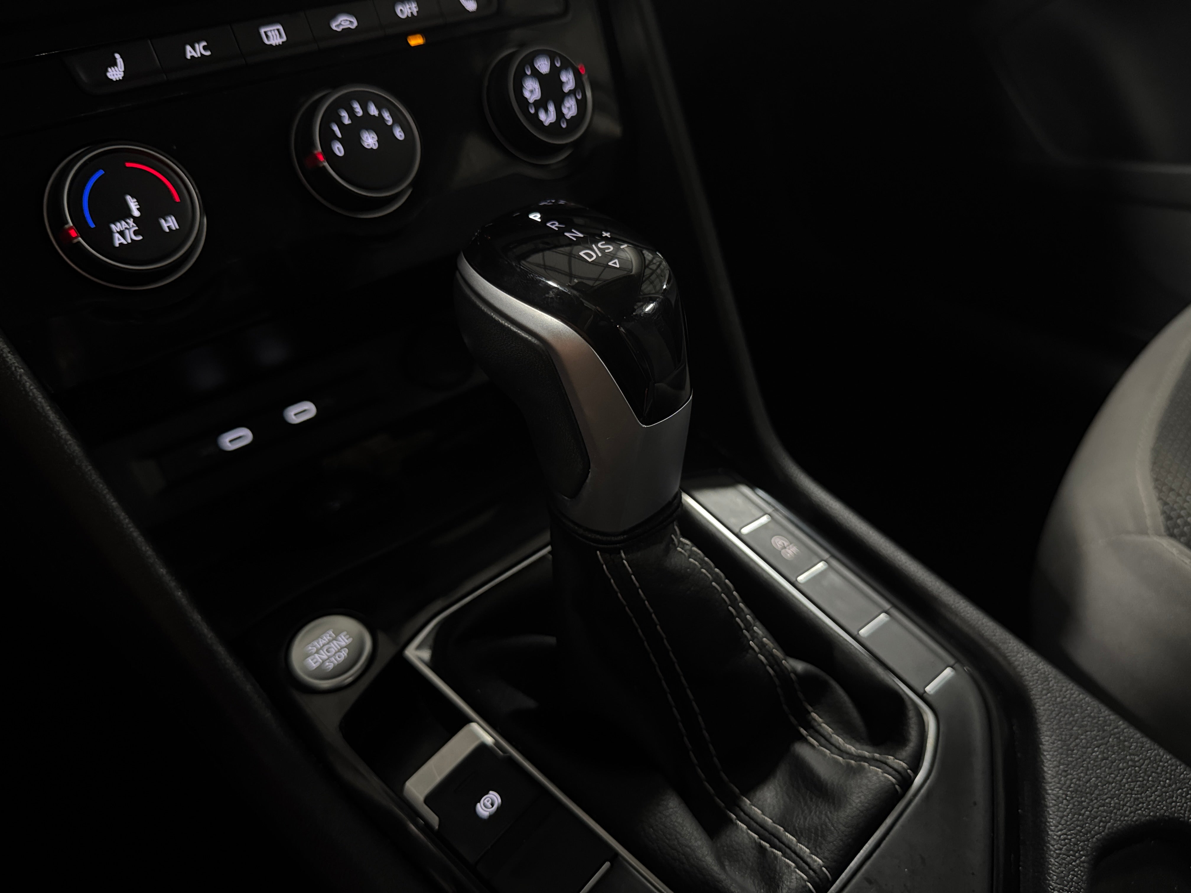 2024 Volkswagen Taos