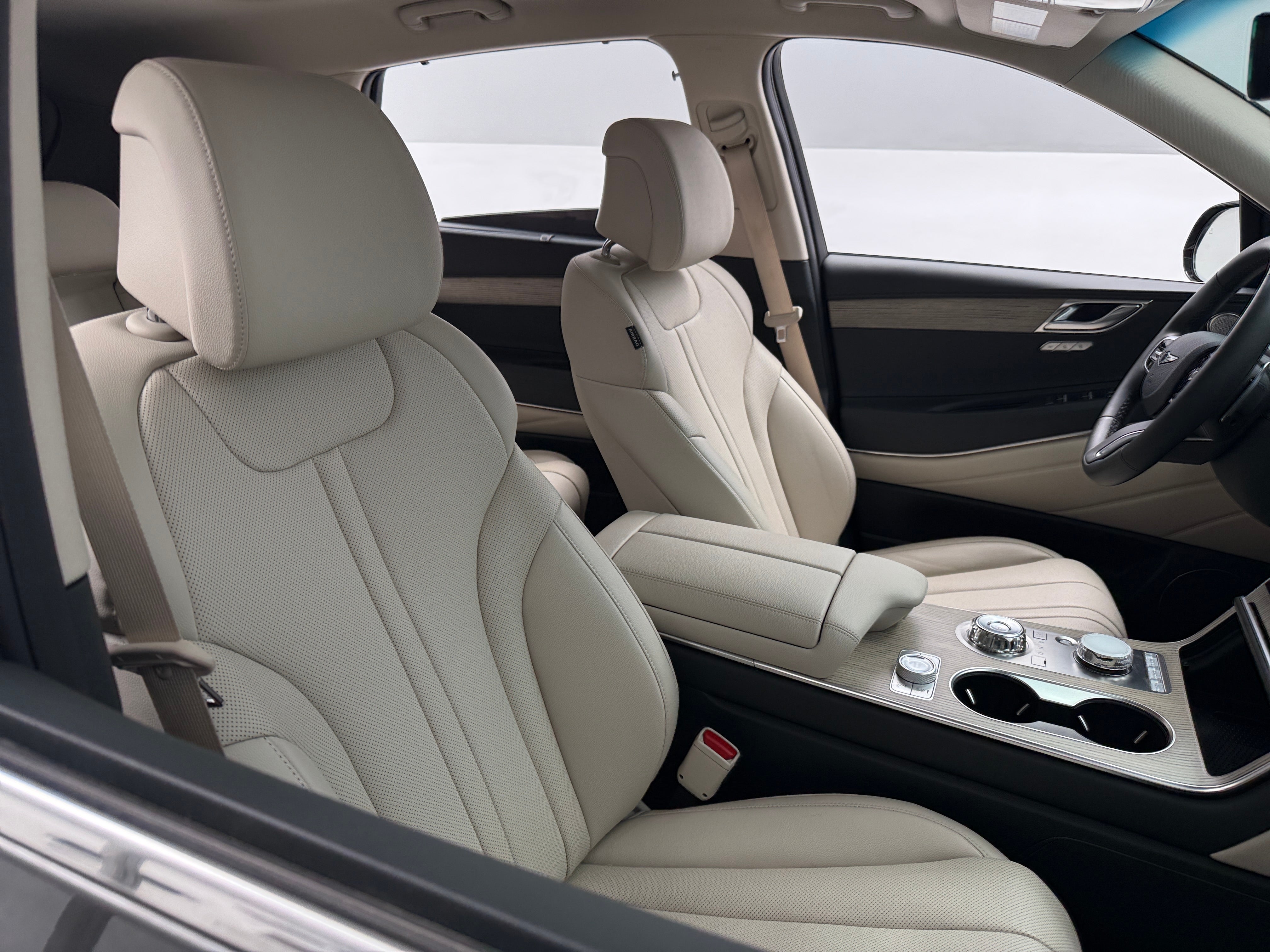 2025 GENESIS GV80