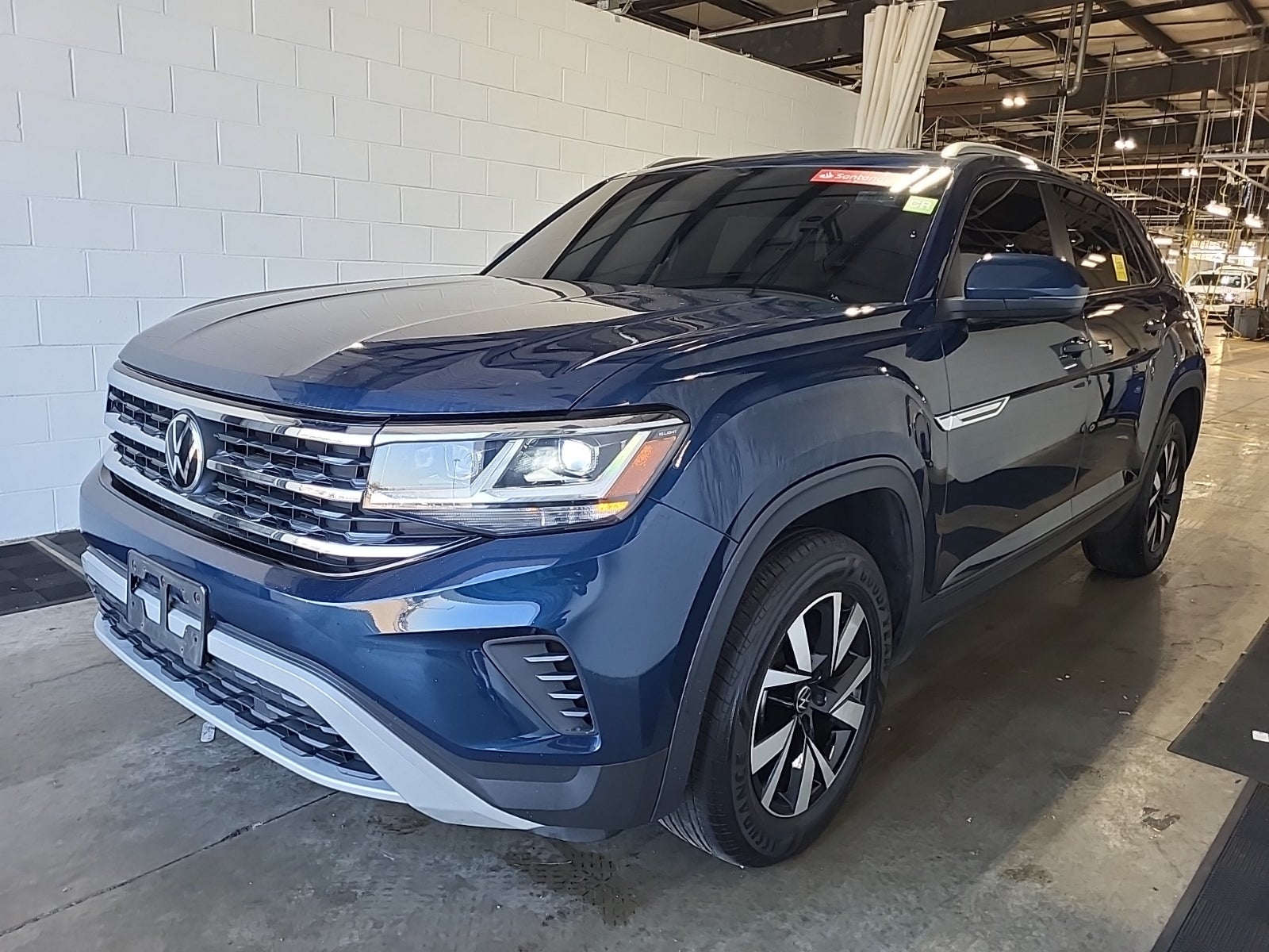 2023 Volkswagen Atlas Cross Sport 2.0t SE