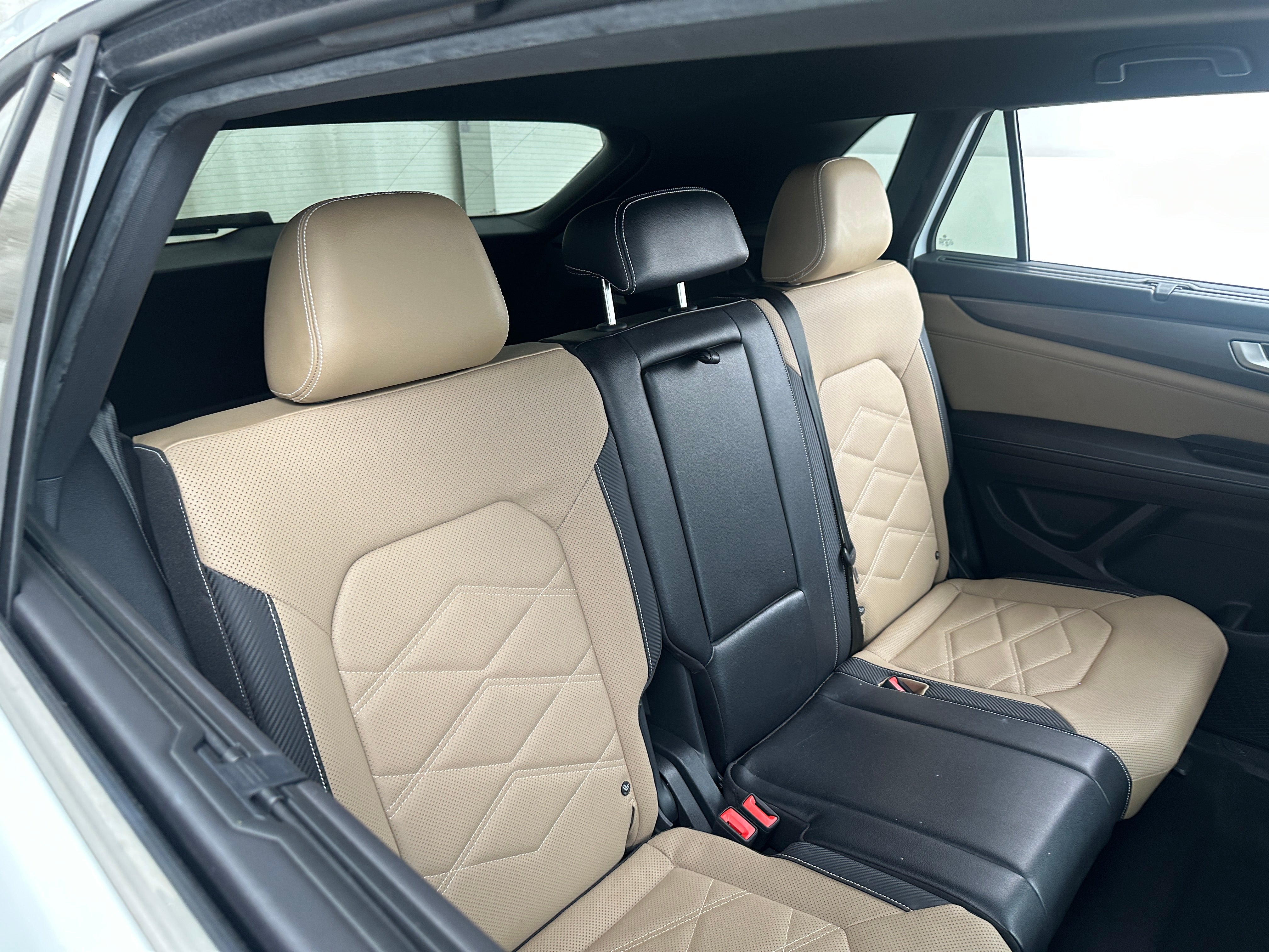 2024 Volkswagen Atlas Cross Sport