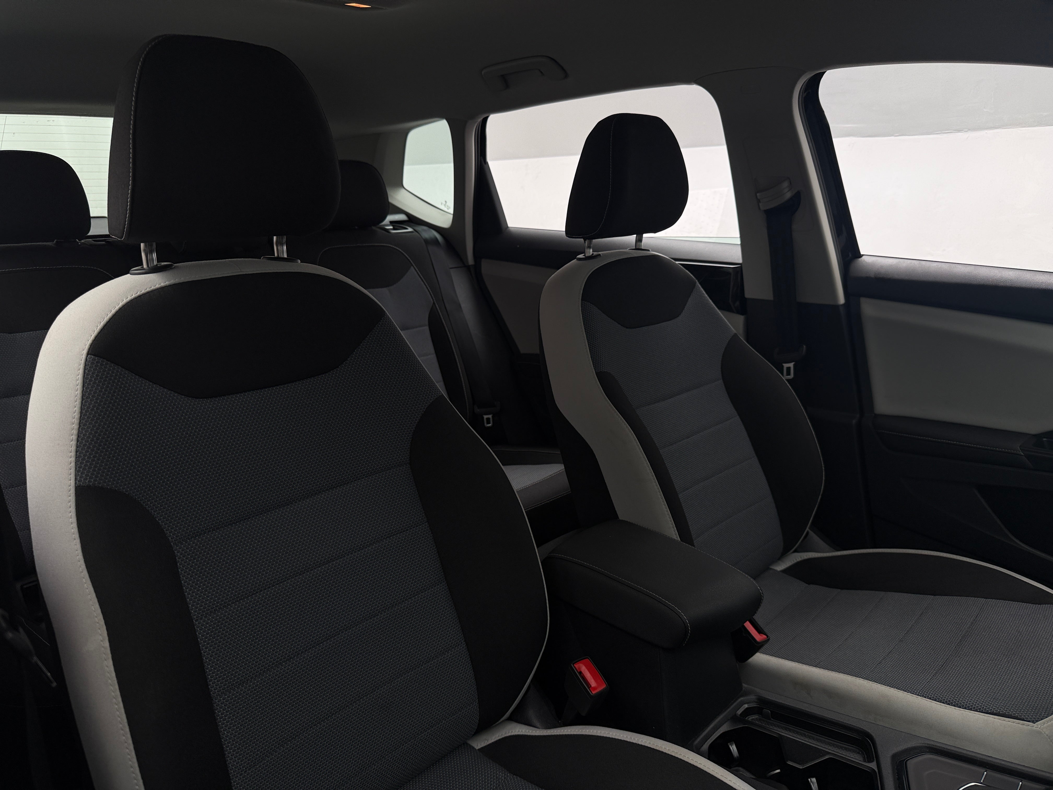 2025 Volkswagen Taos