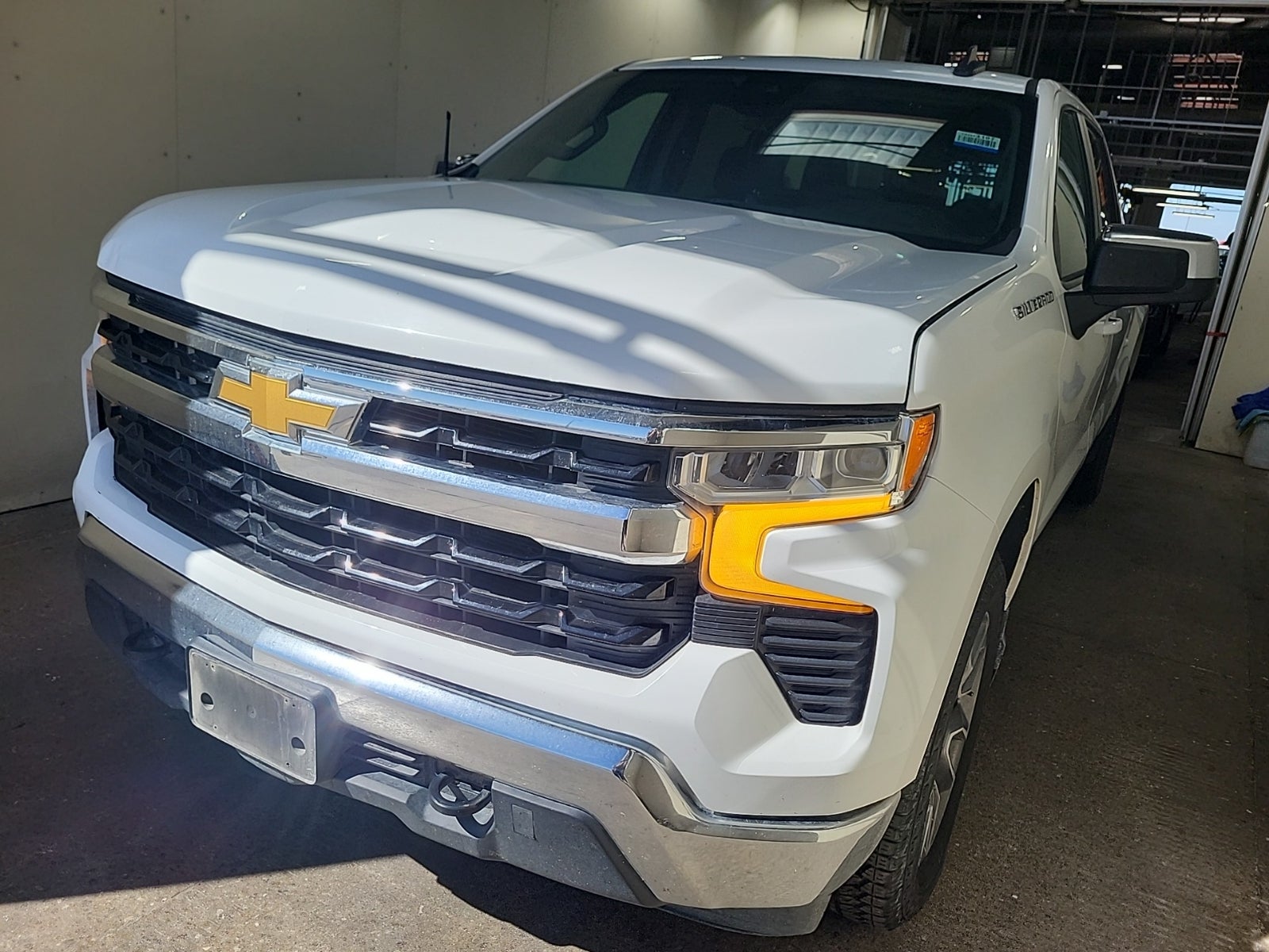 2023 Chevrolet Silverado 1500 4WD Crew Cab 157" LT
