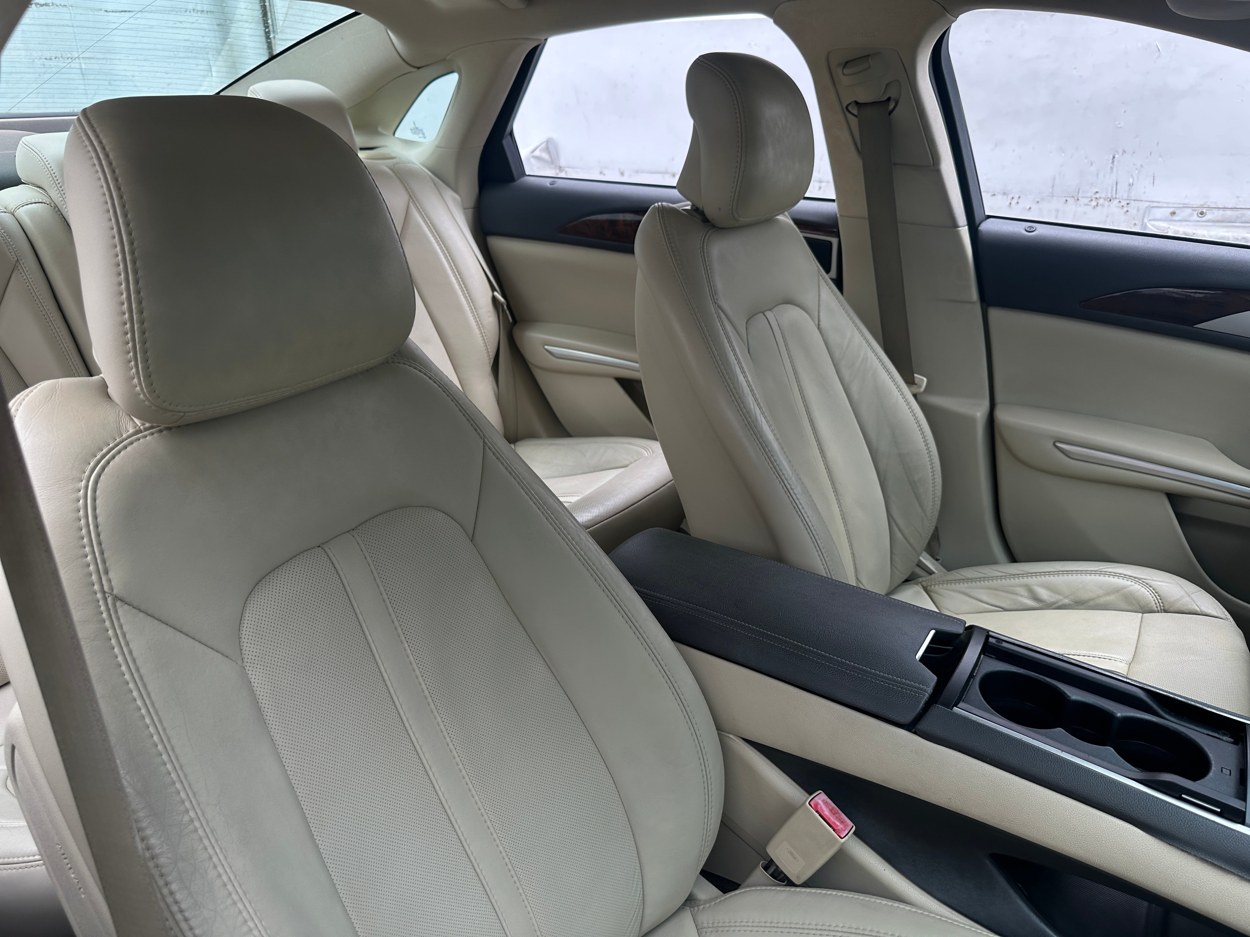2015 Lincoln MKZ Base
