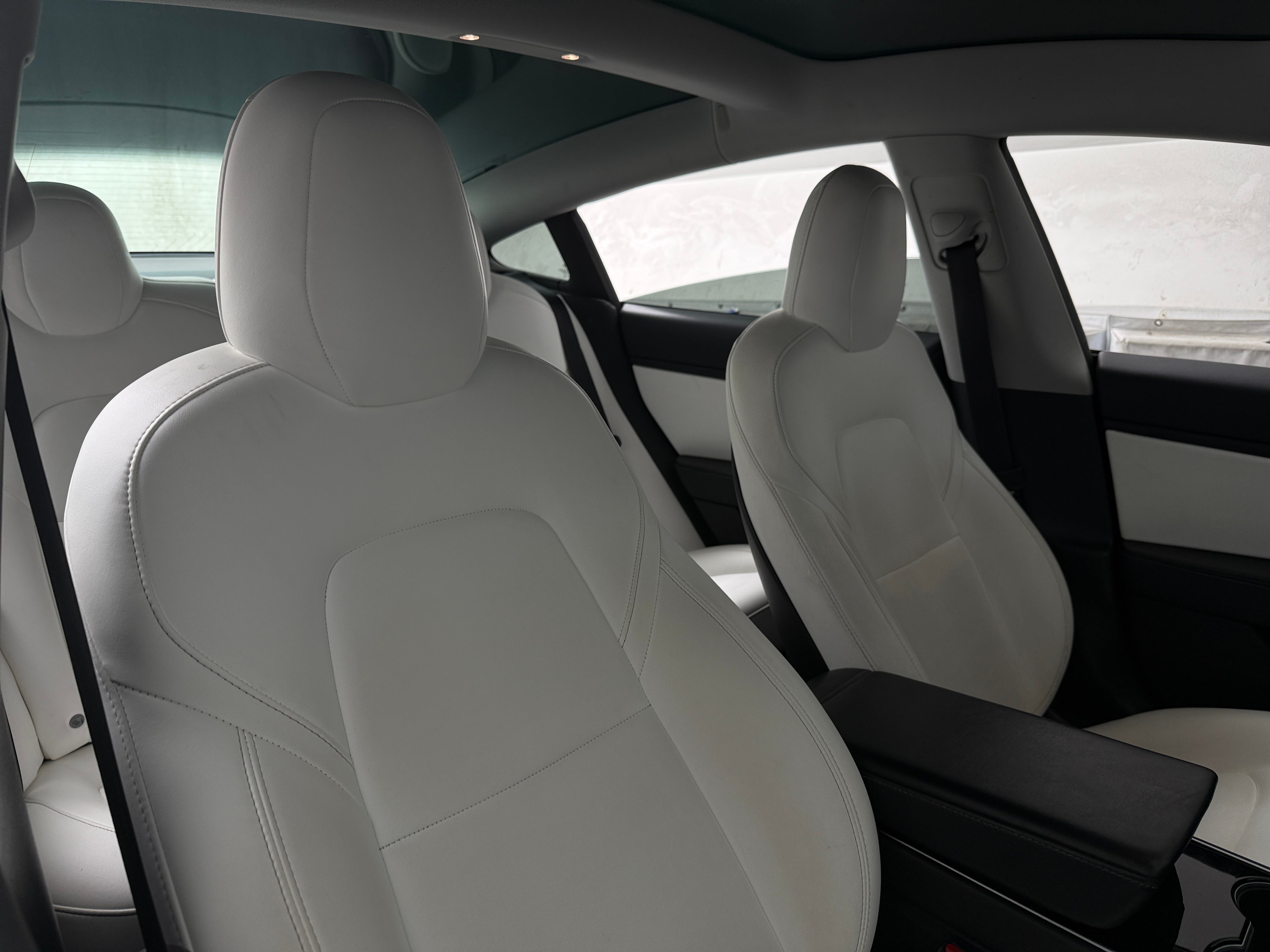 Used 2019 Tesla Model 3 Long Range with VIN 5YJ3E1EB0KF390732 for sale in Oak Creek, WI