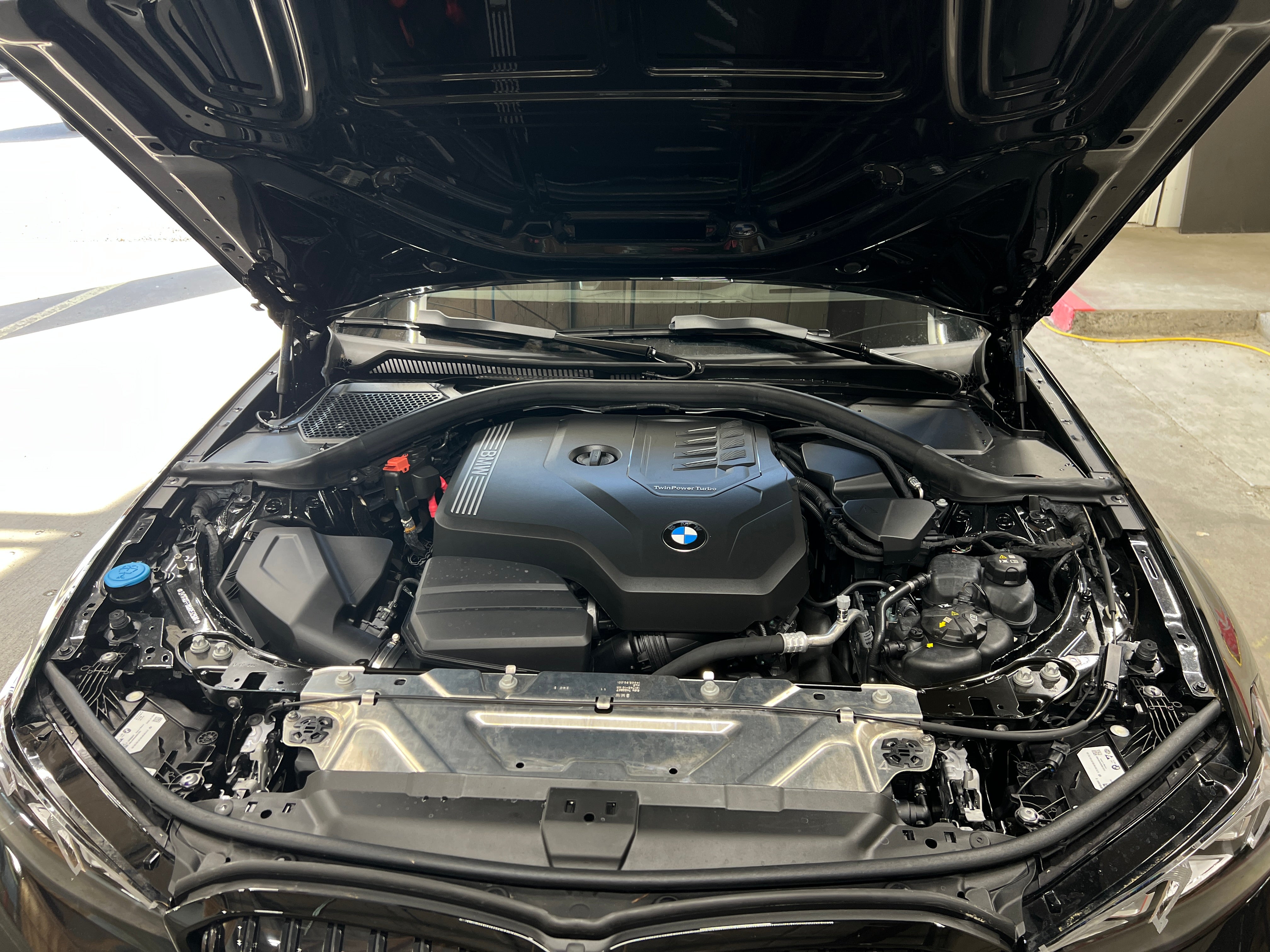 2024 BMW 3 Series 330i