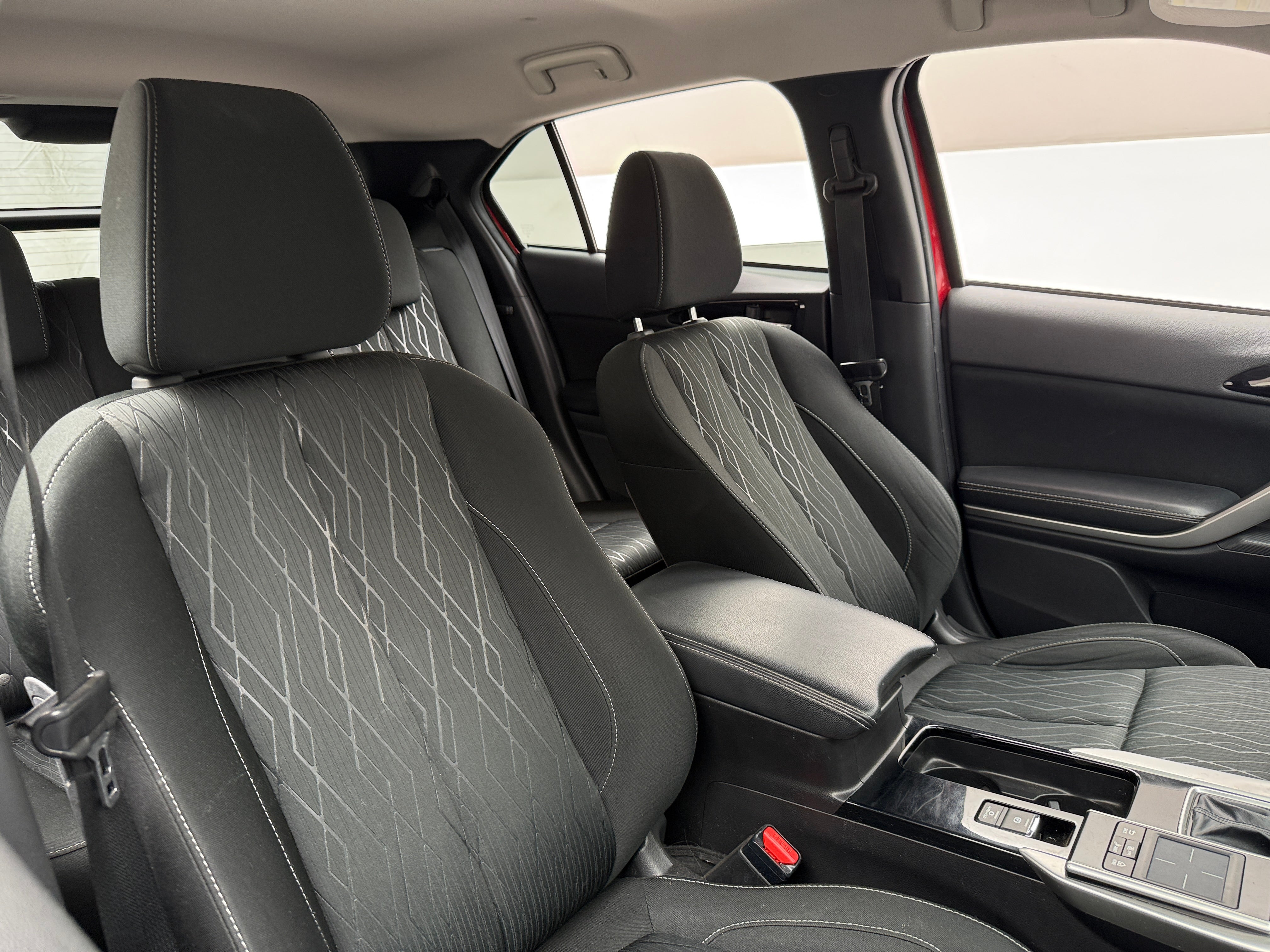 2020 Mitsubishi Eclipse Cross SE