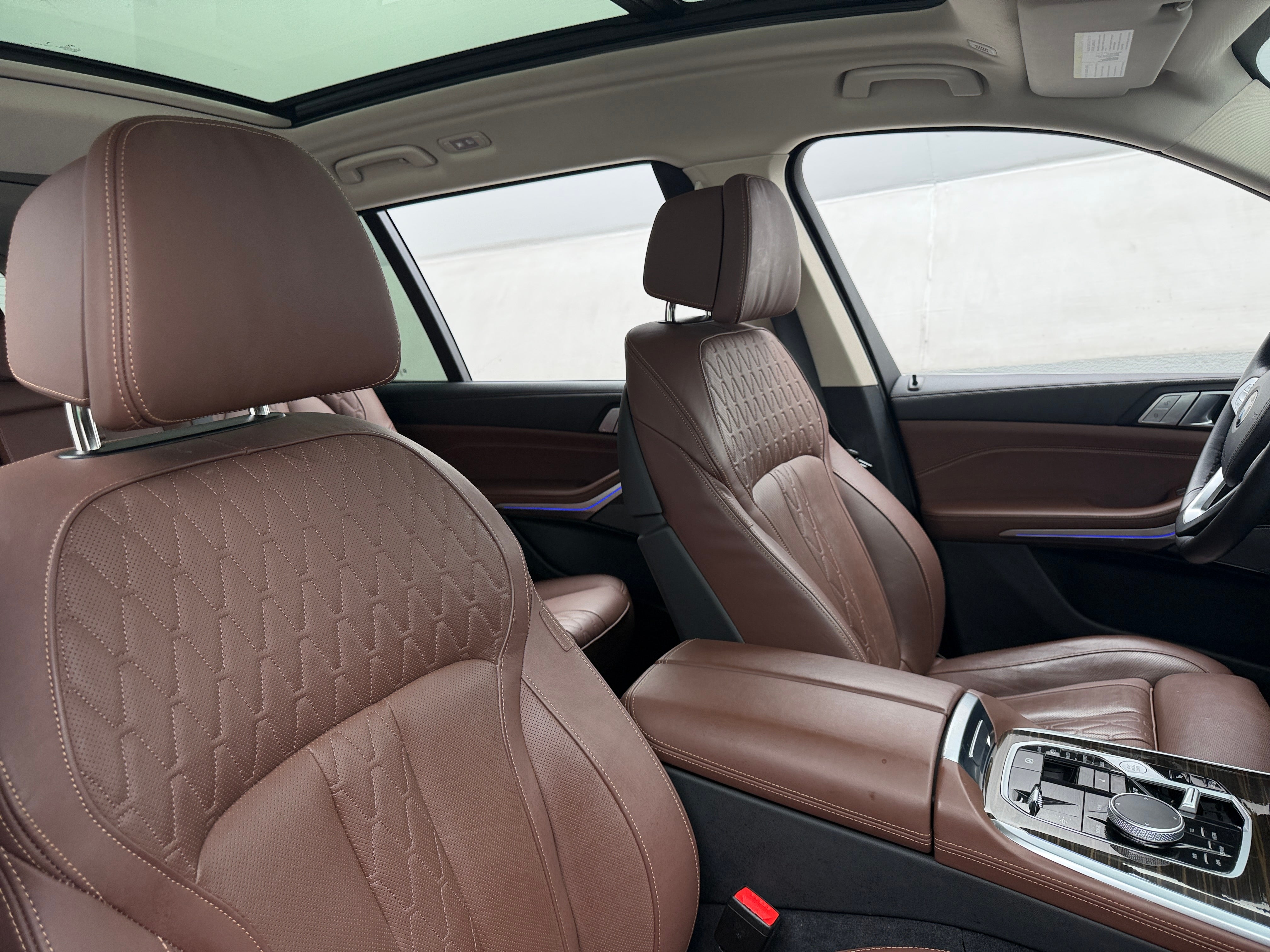 2026 BMW X7 40i